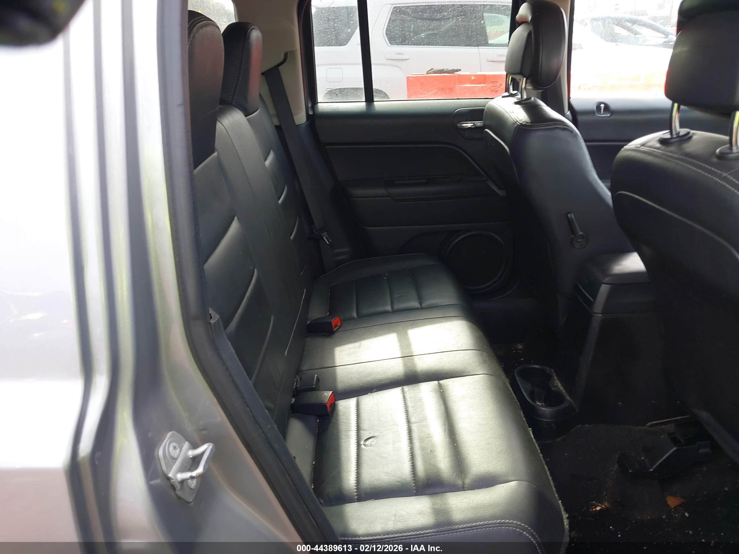 JEEP PATRIOT image 8