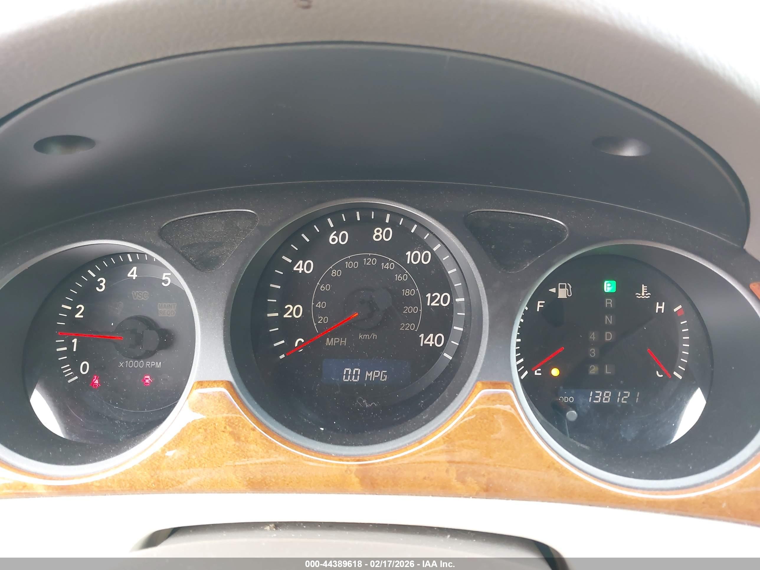 LEXUS ES image 7
