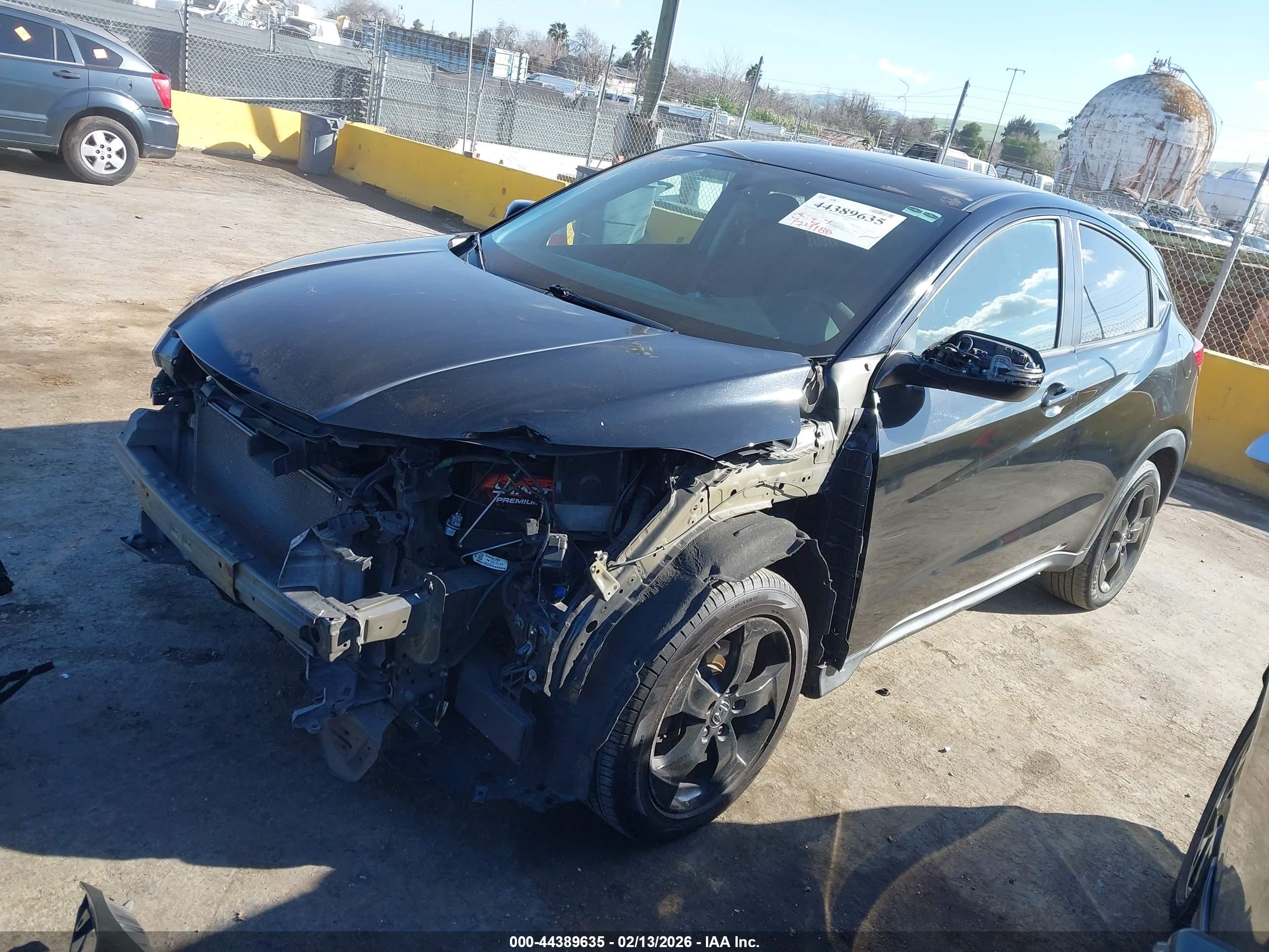 HONDA HR-V image 2