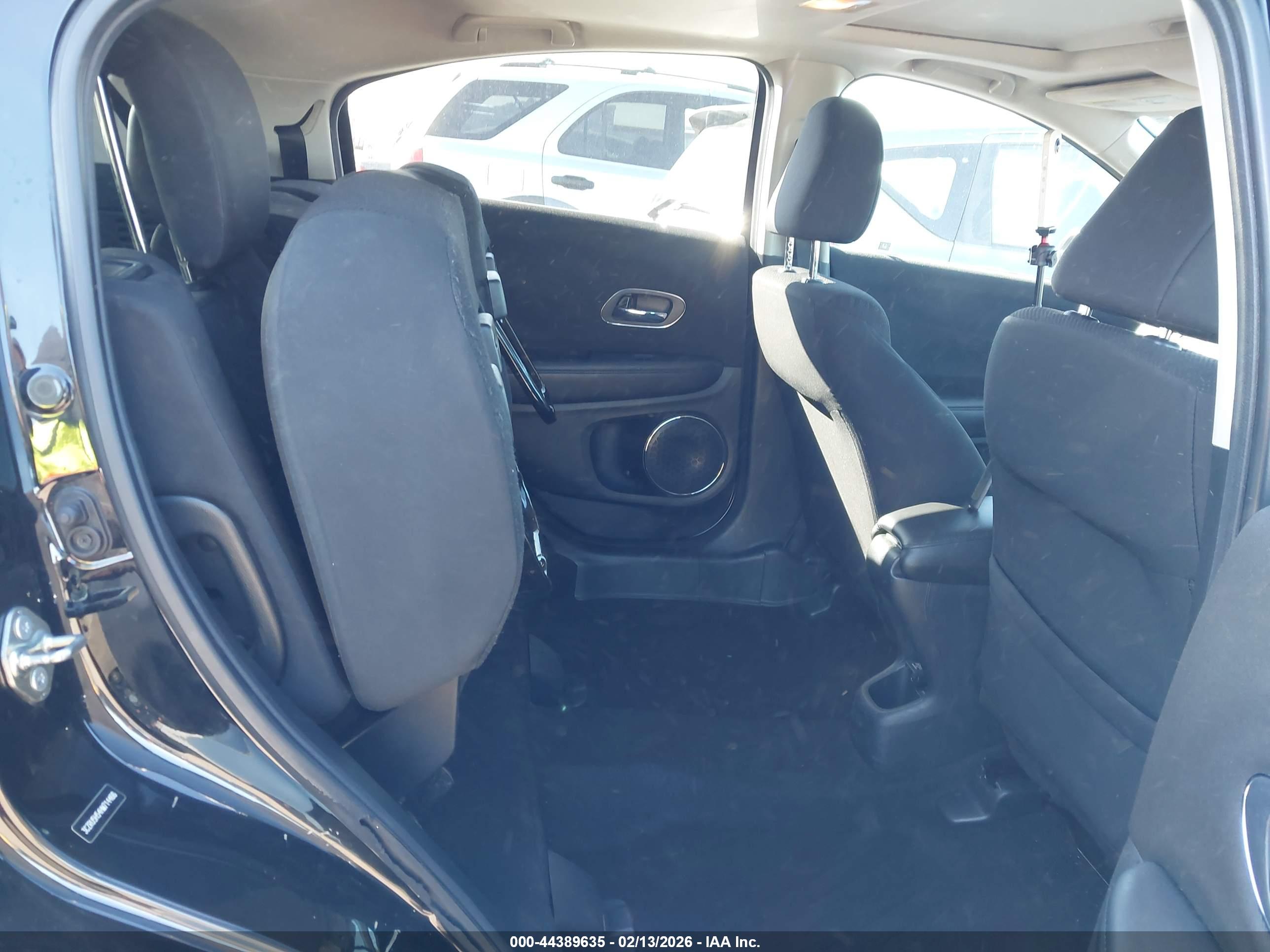 HONDA HR-V image 8
