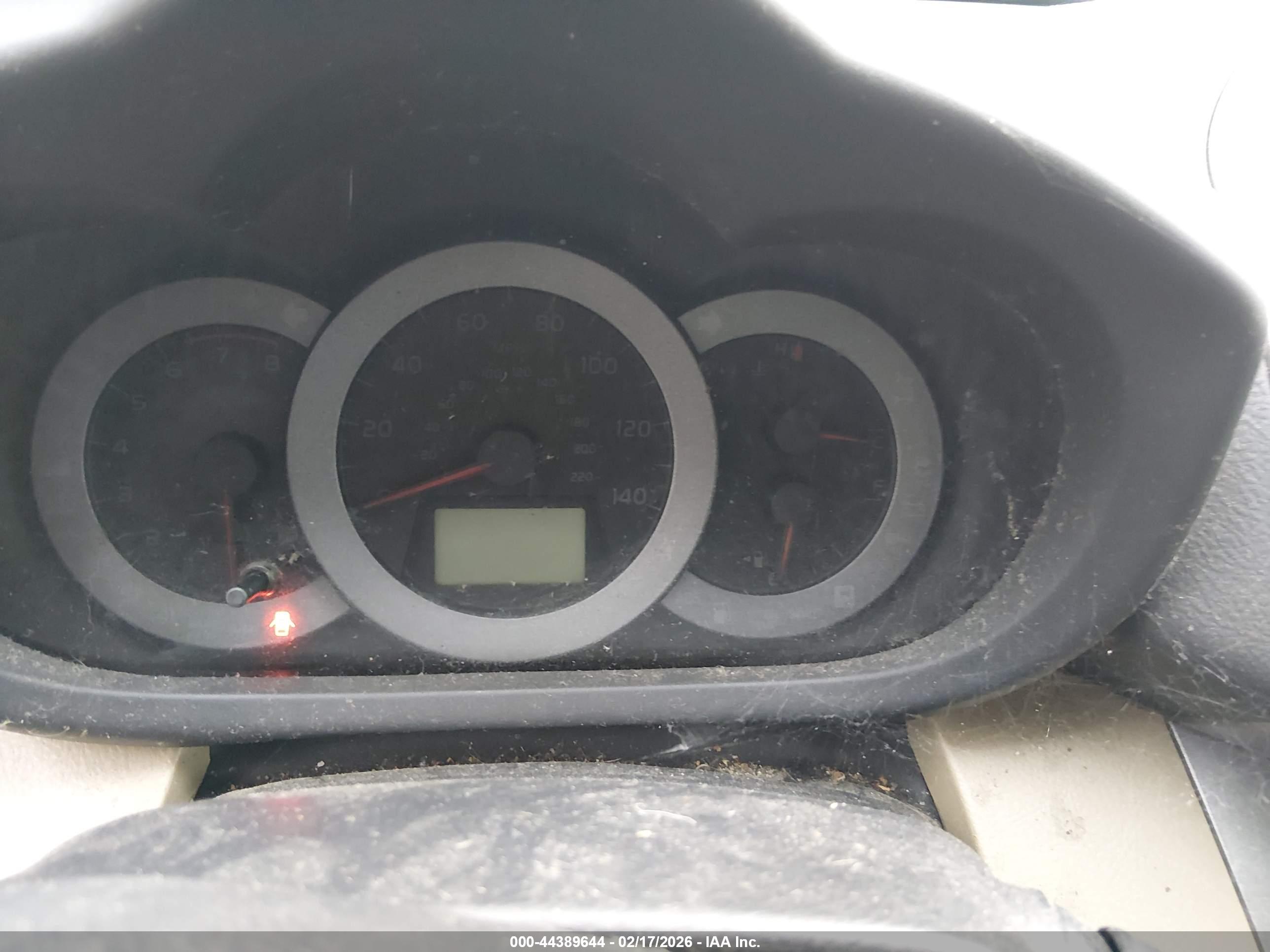 TOYOTA RAV4 image 7