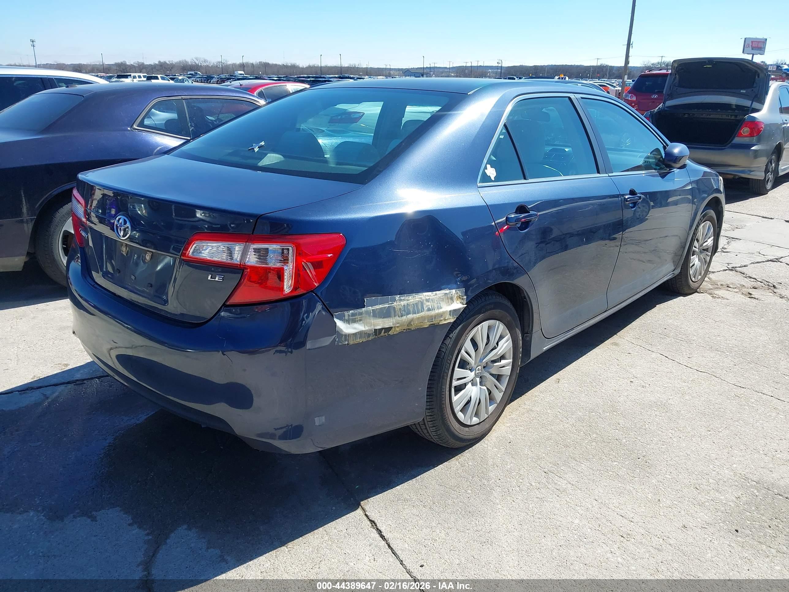 TOYOTA CAMRY image 4
