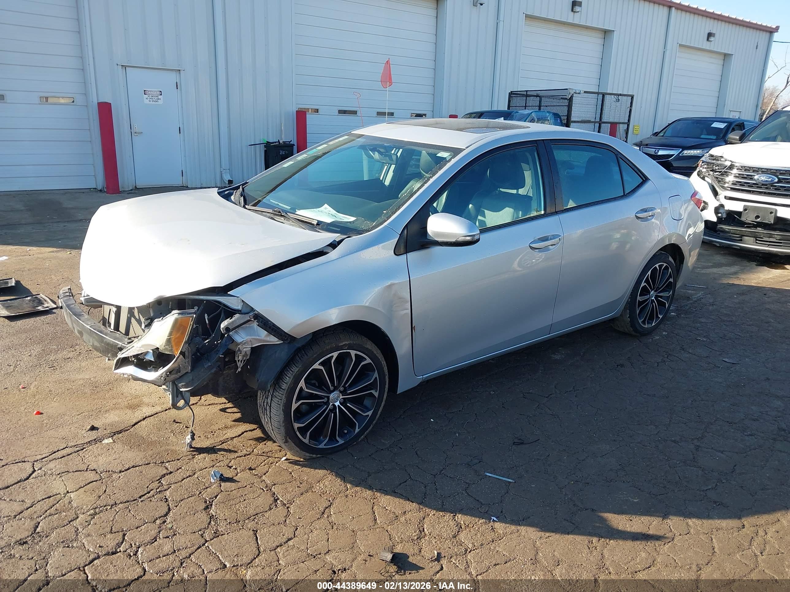 TOYOTA COROLLA image 2