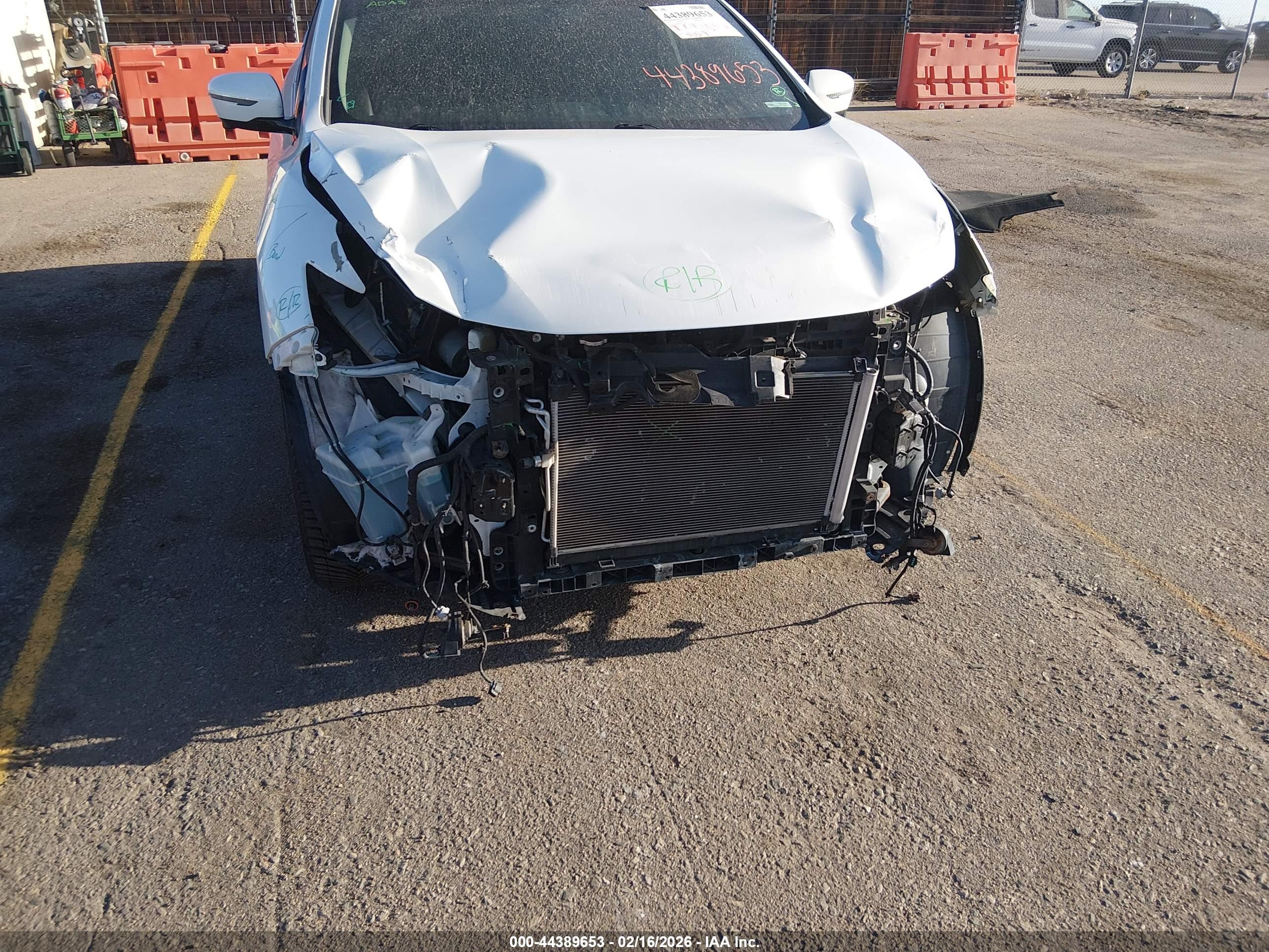 NISSAN MURANO image 6