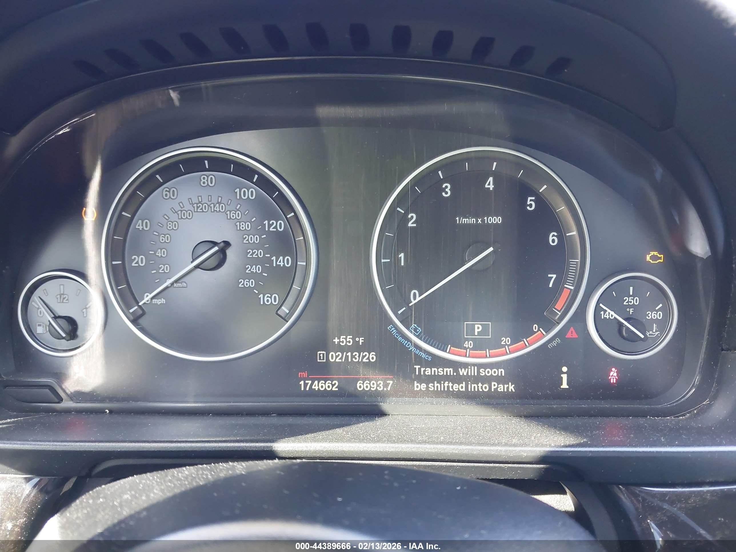 BMW 528I image 7