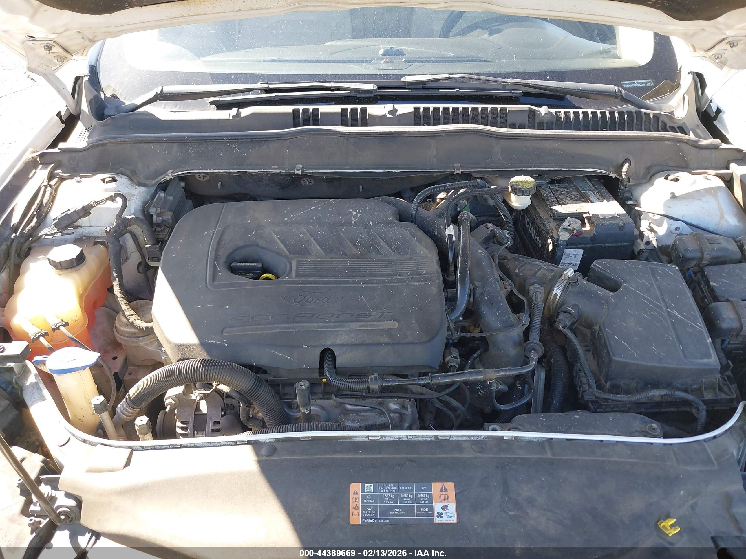 FORD FUSION image 10
