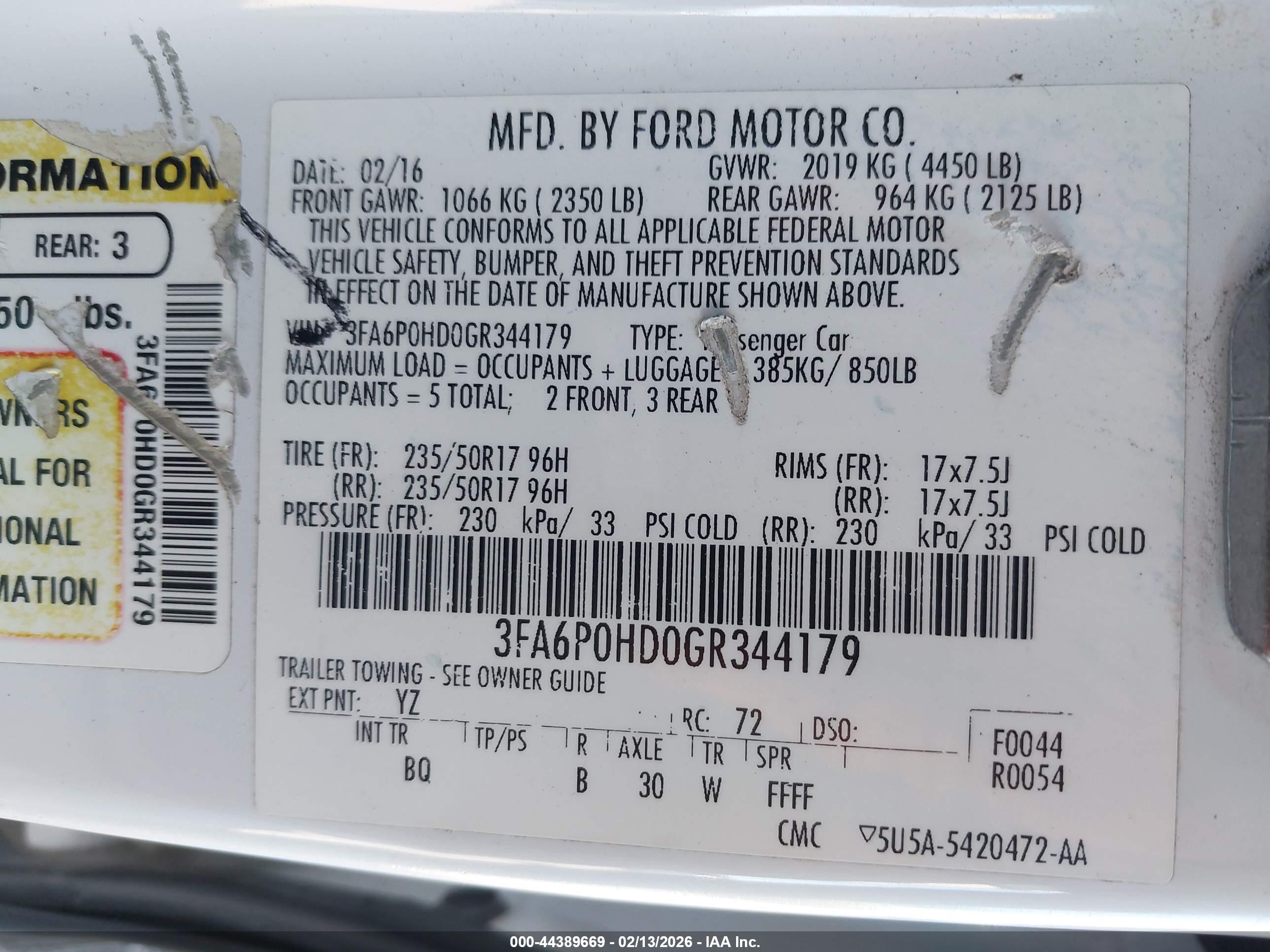 FORD FUSION image 9