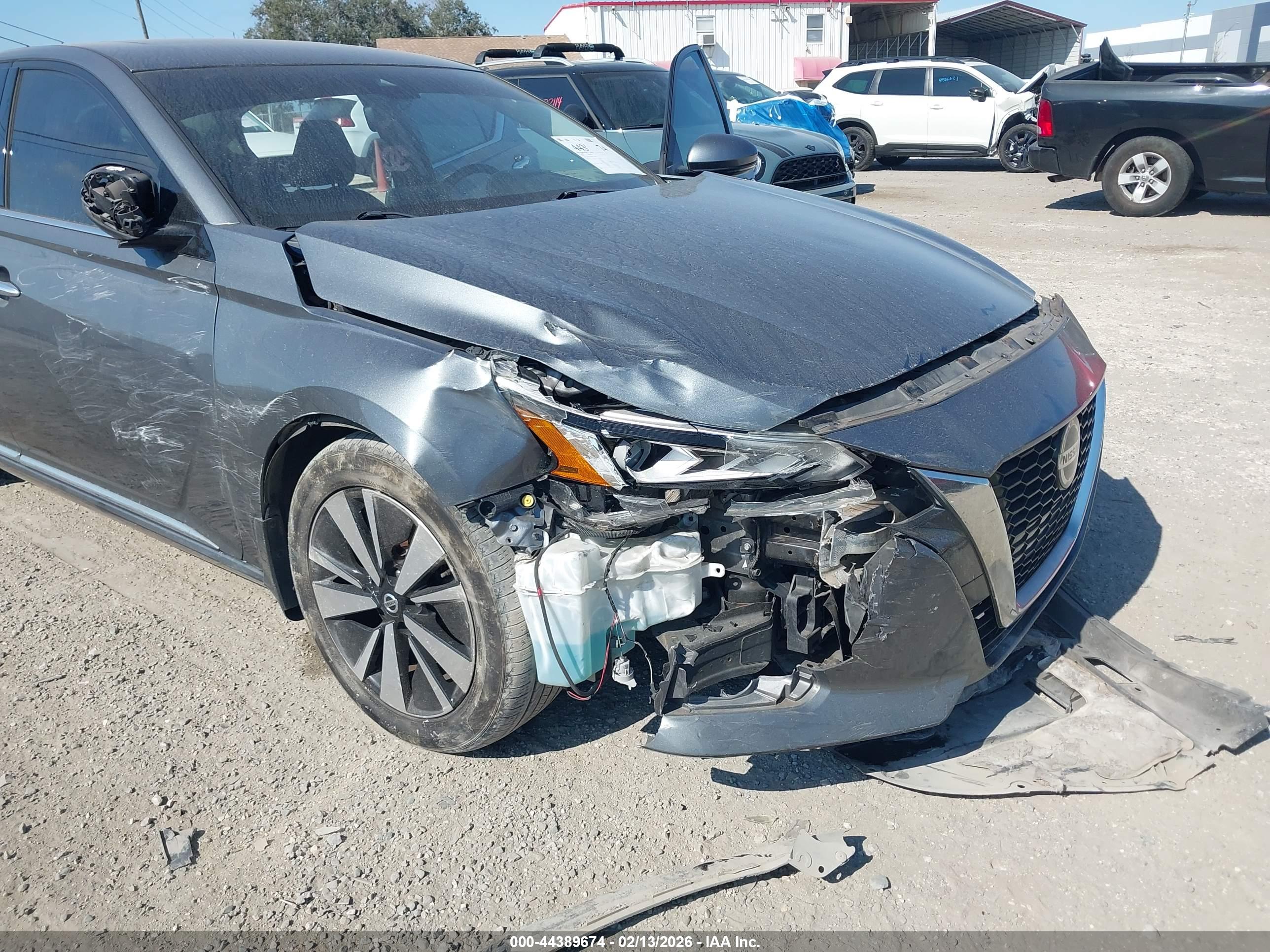 NISSAN ALTIMA image 6