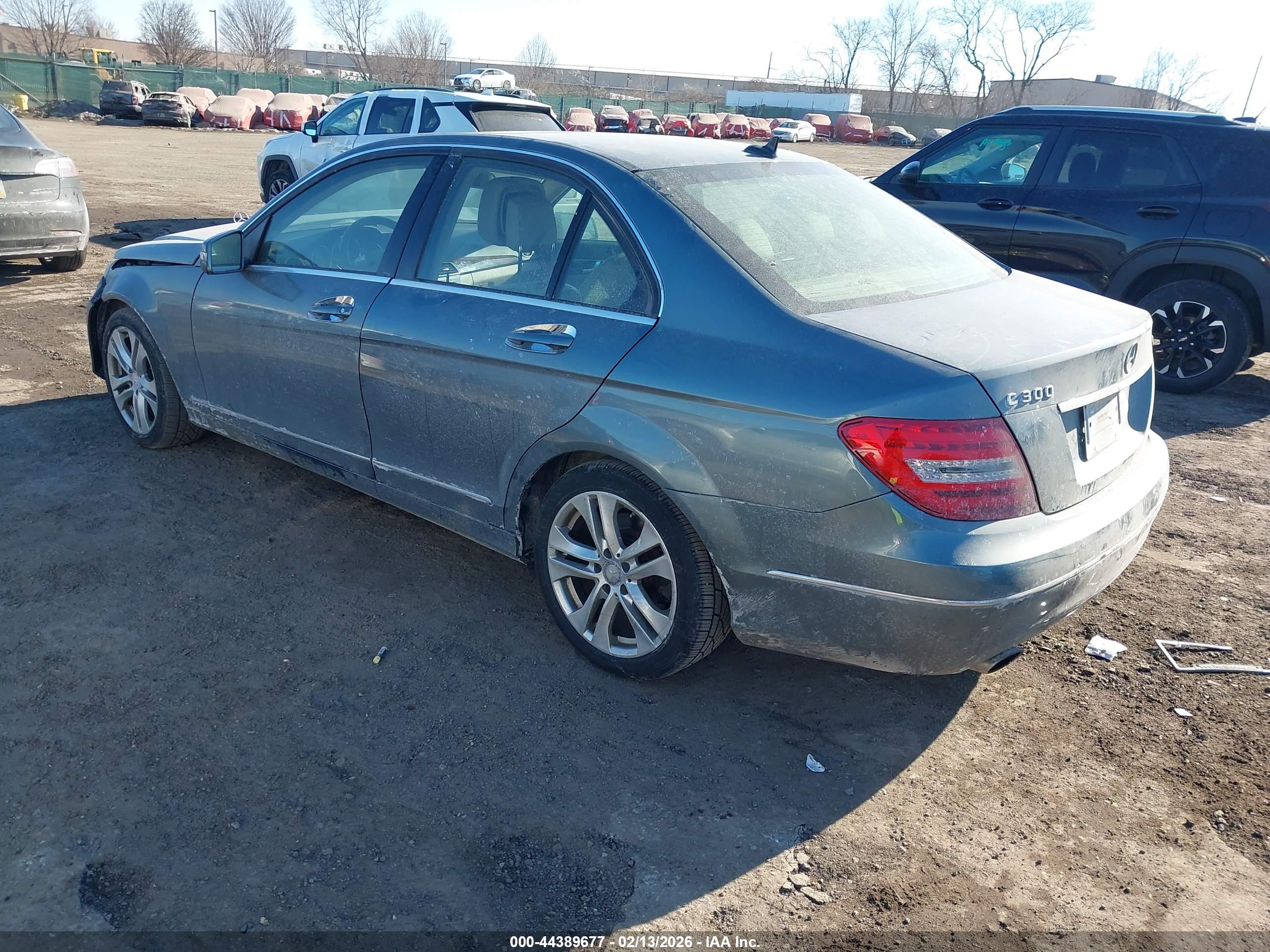 MERCEDES-BENZ C image 3