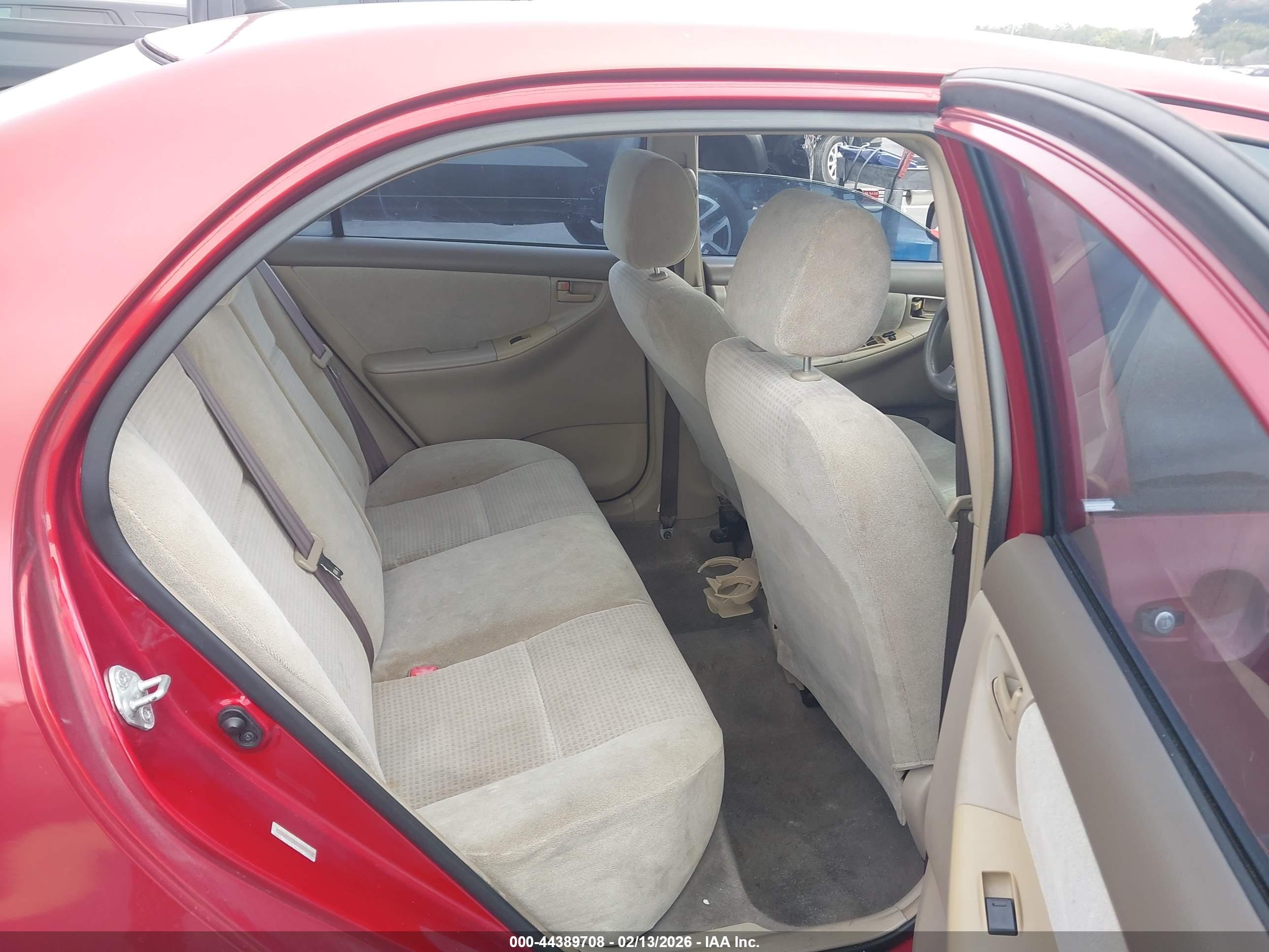 TOYOTA COROLLA image 8