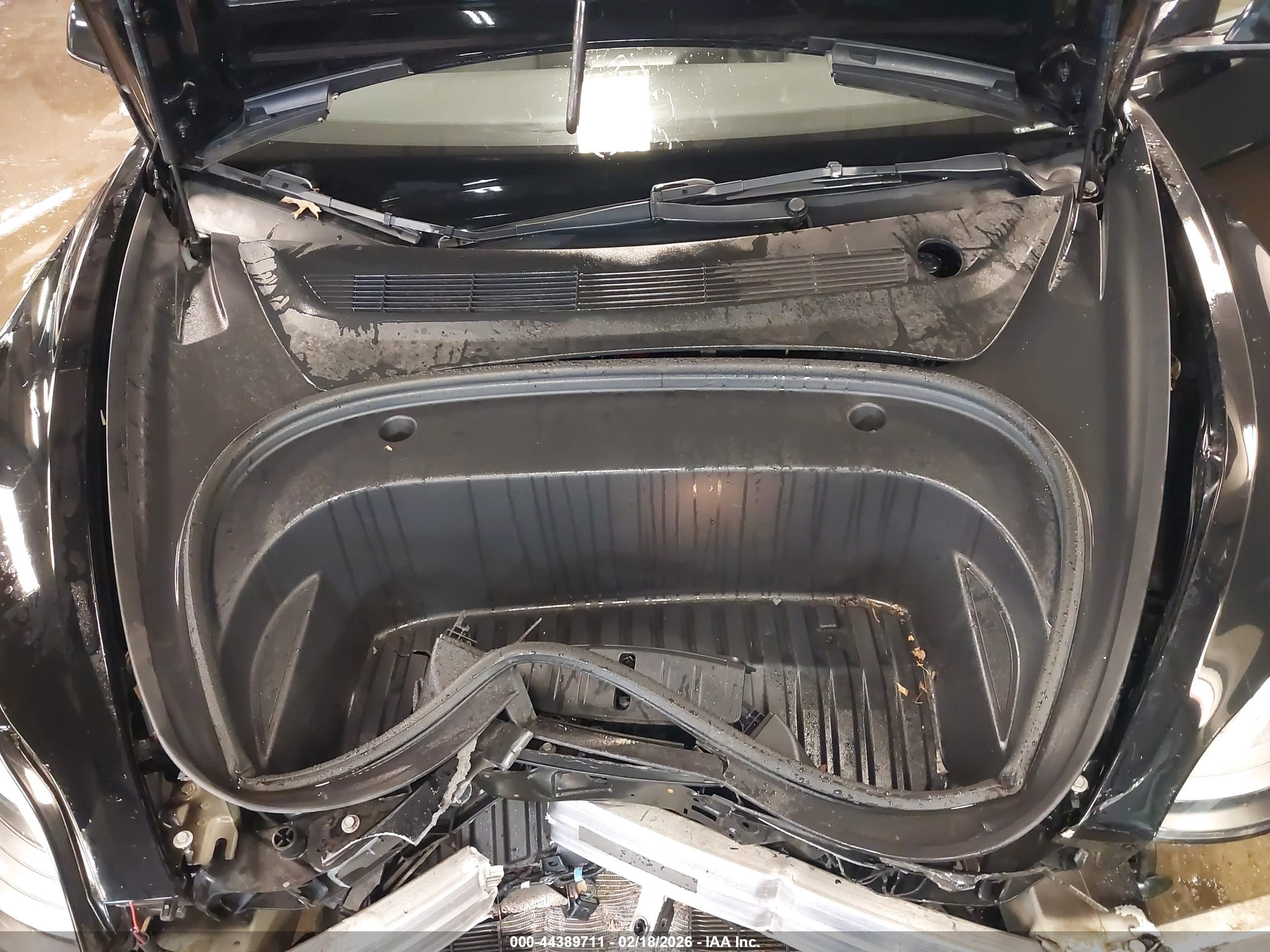 TESLA MODEL image 10