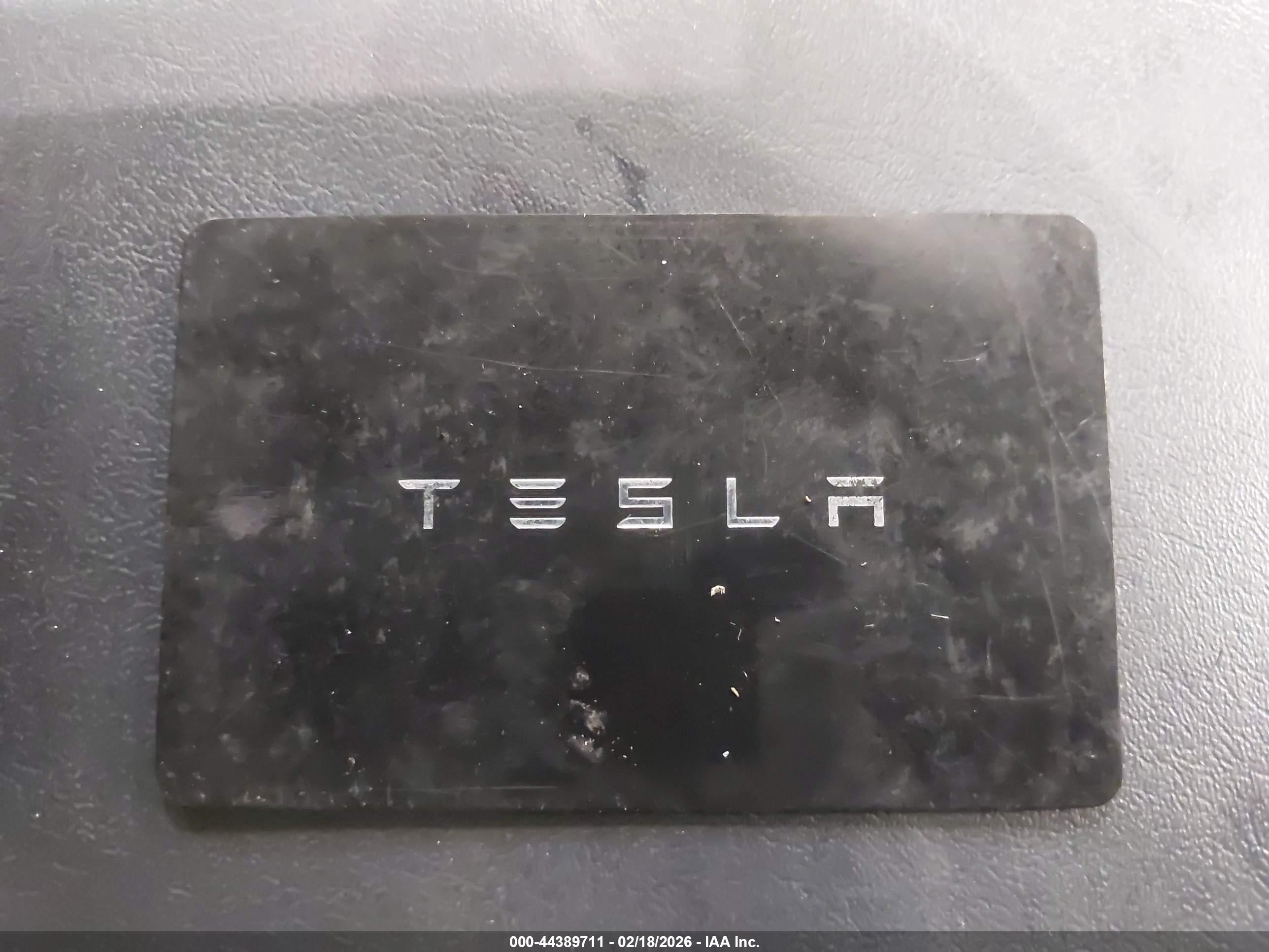 TESLA MODEL image 11
