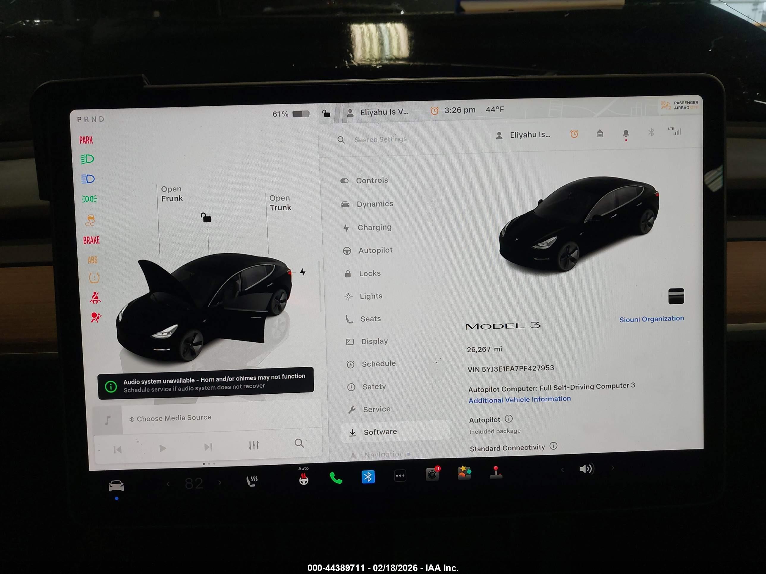 TESLA MODEL image 7