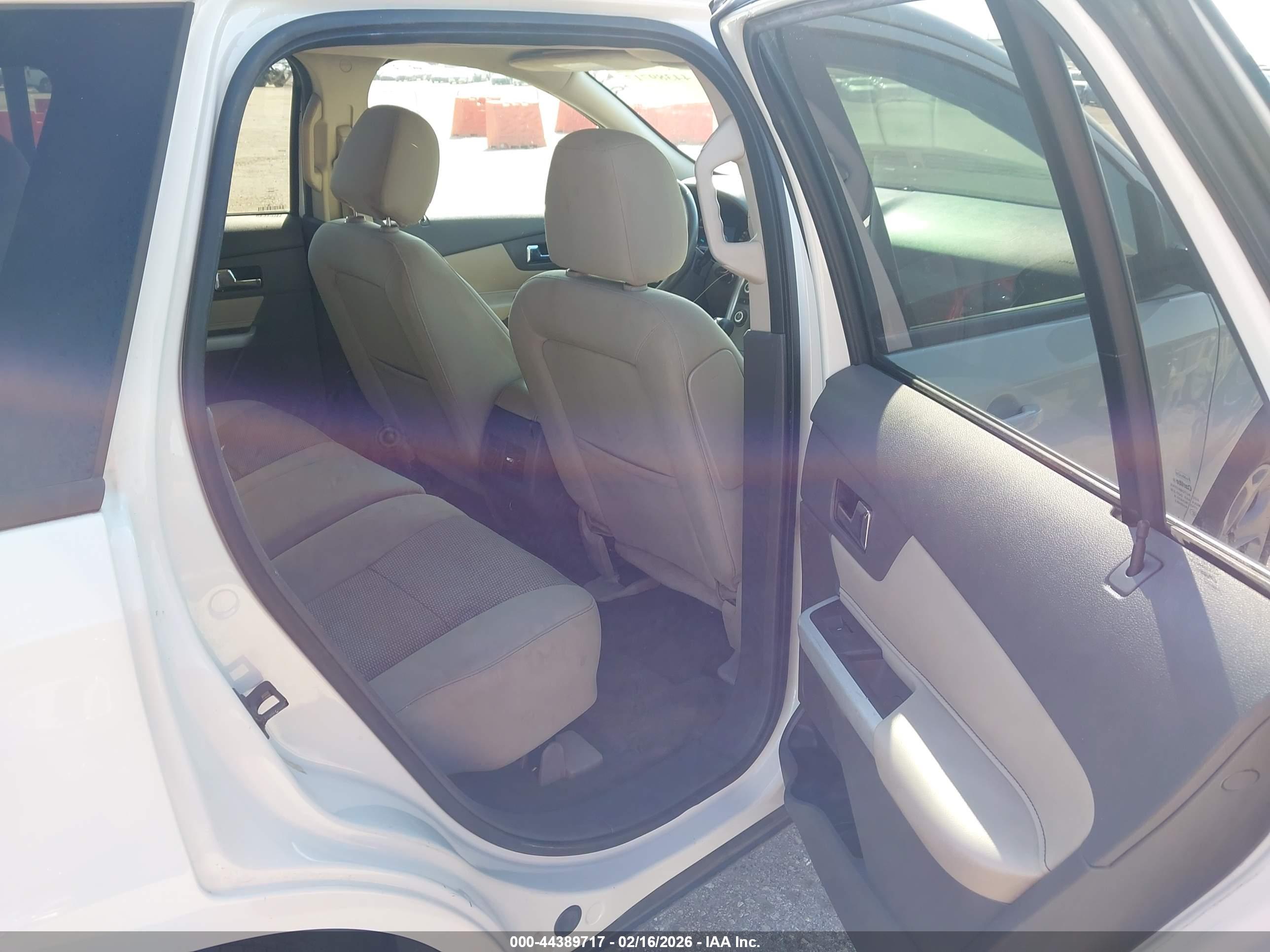 FORD EDGE image 8
