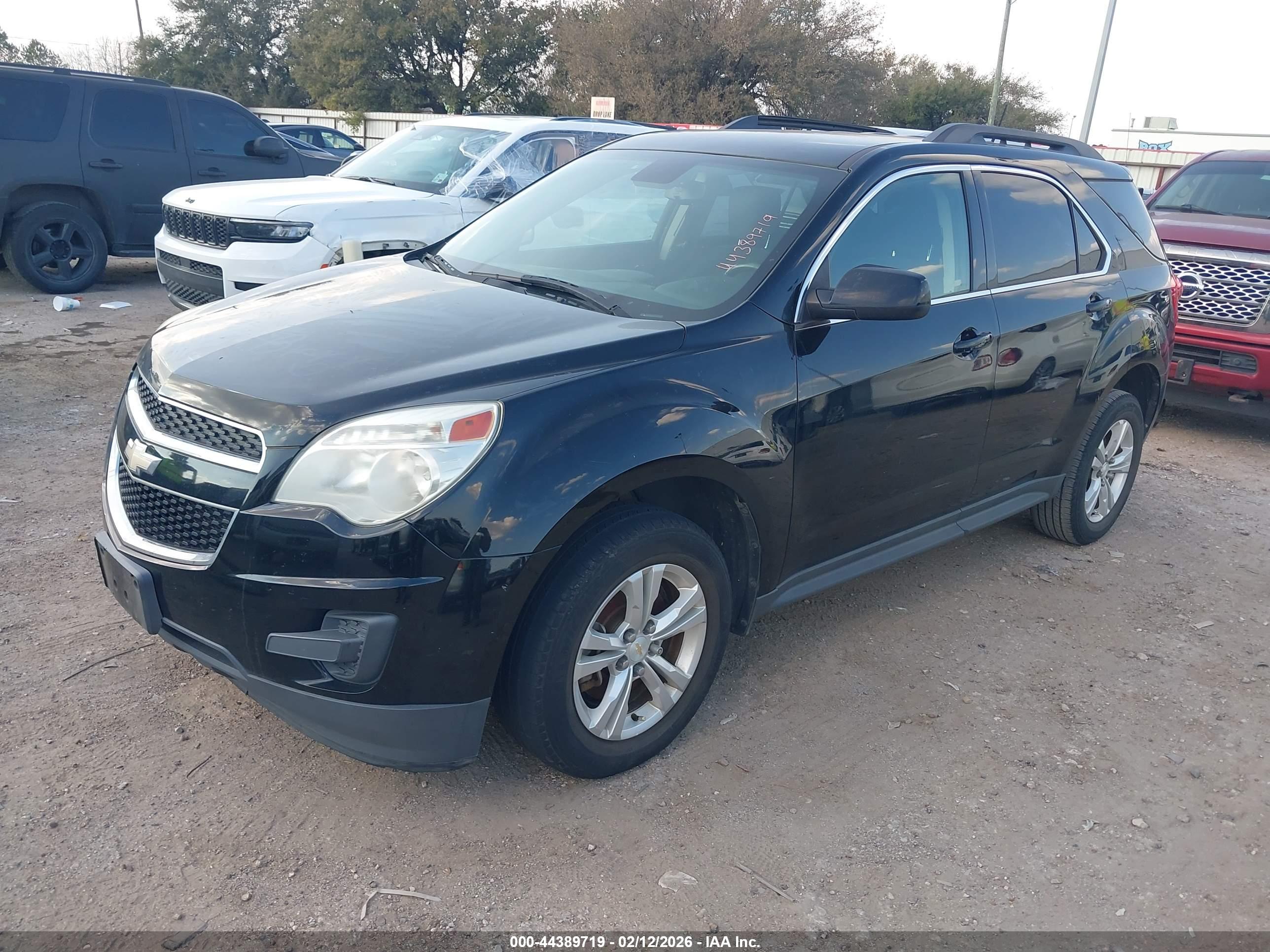 CHEVROLET EQUINOX image 2