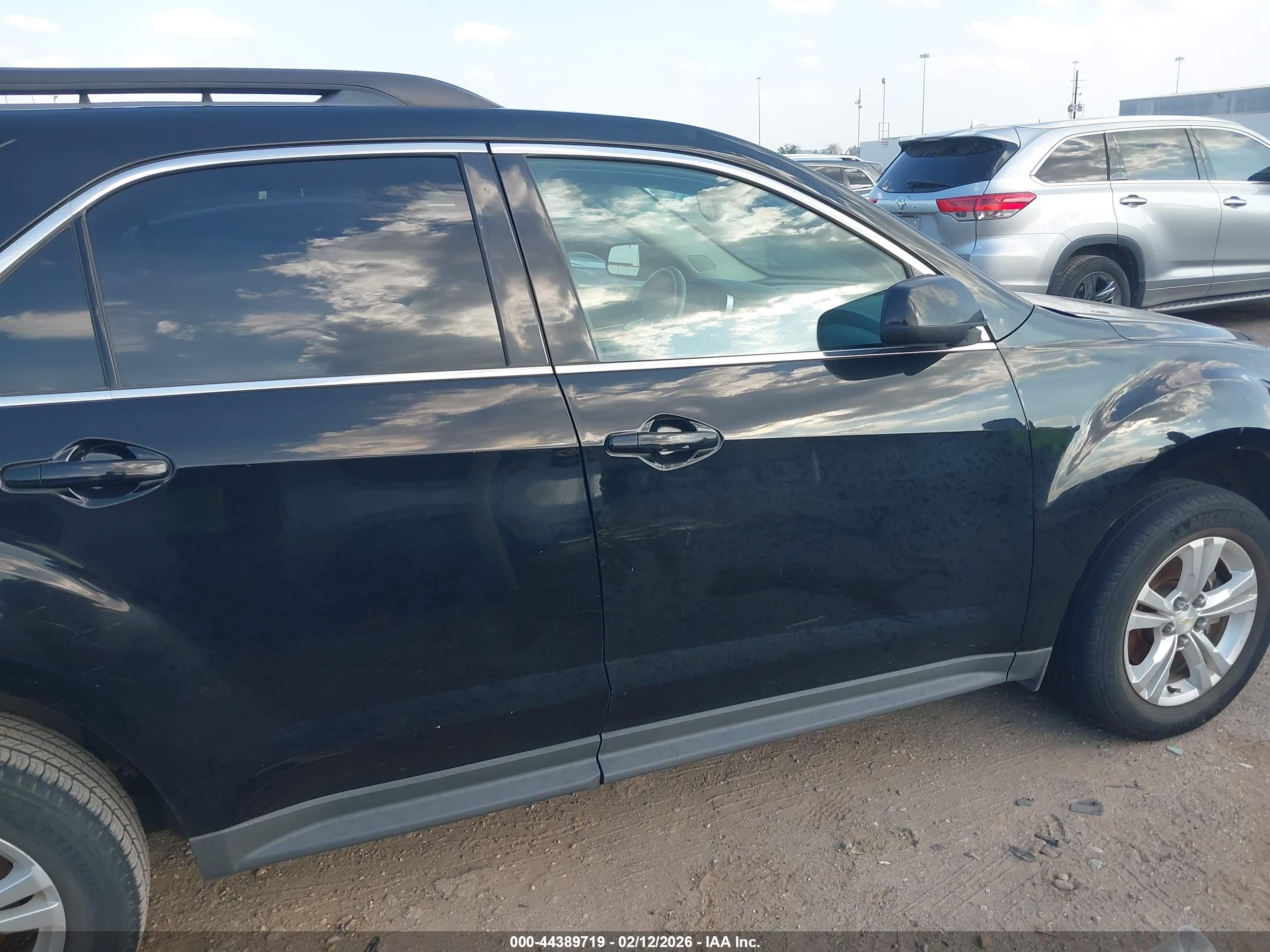 CHEVROLET EQUINOX image 6