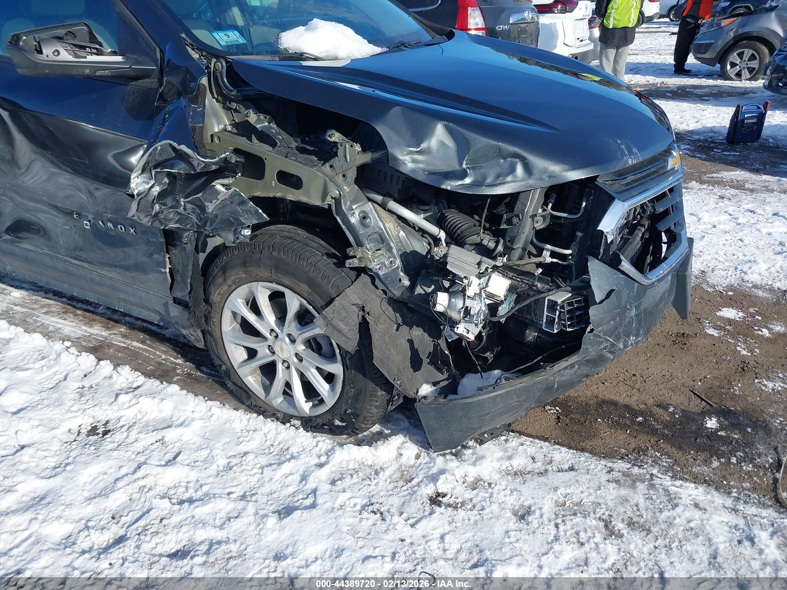CHEVROLET EQUINOX image 6