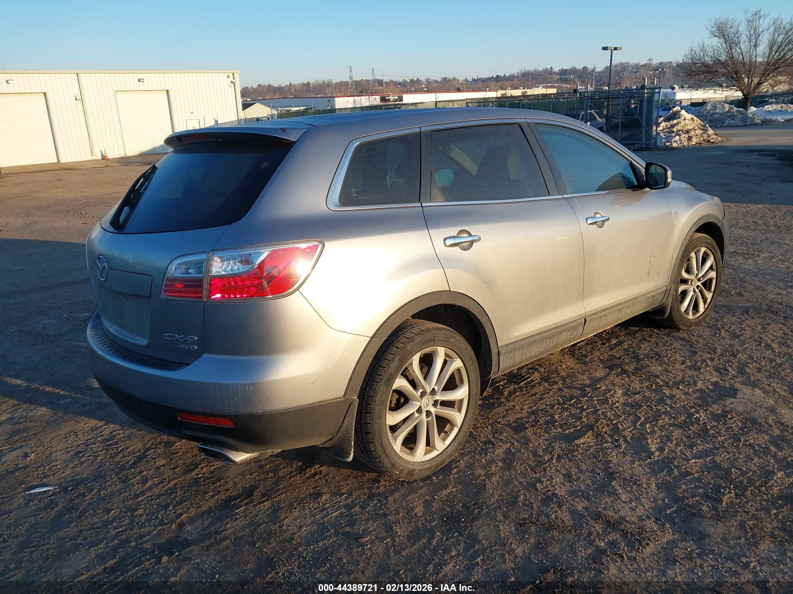 MAZDA CX-9 image 4