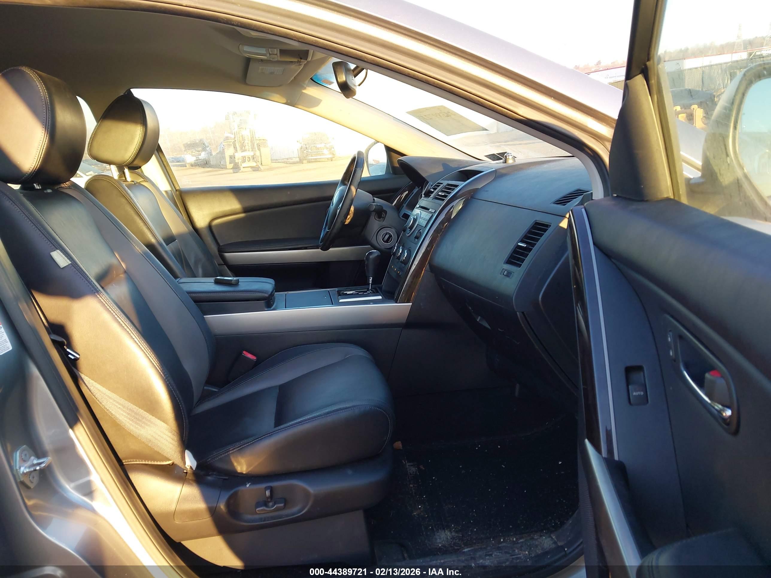 MAZDA CX-9 image 5