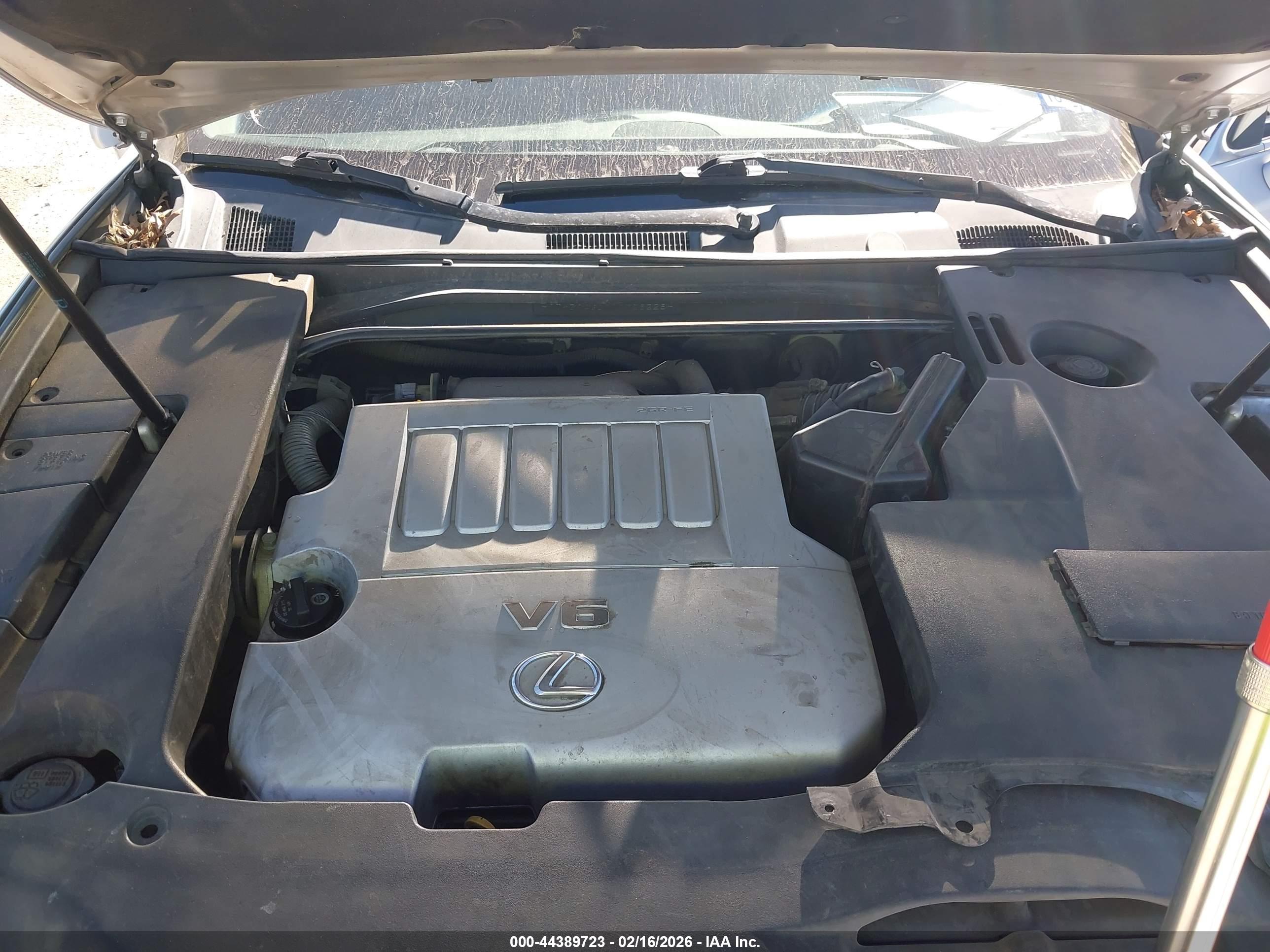LEXUS ES image 10