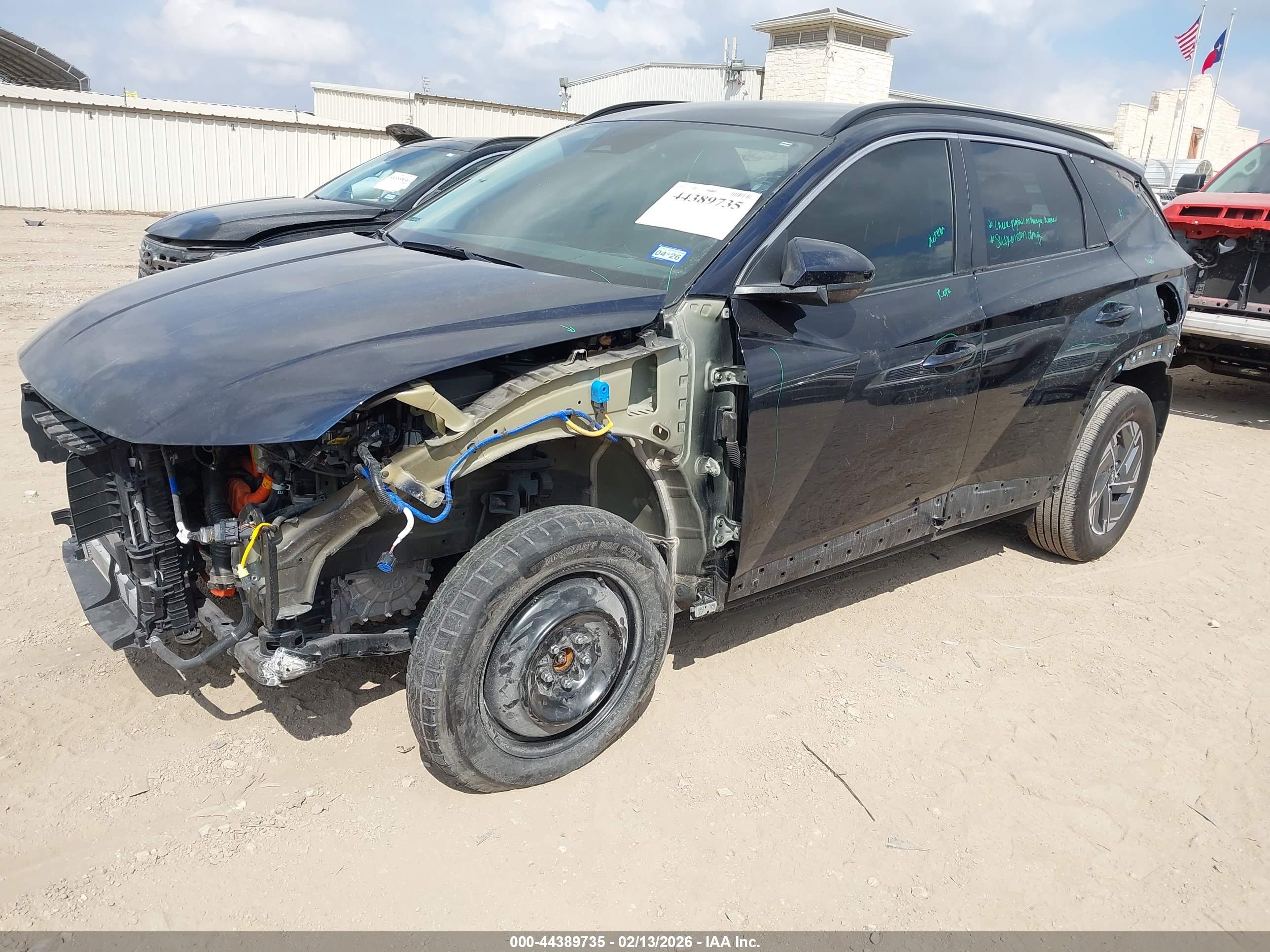 HYUNDAI TUCSON image 2