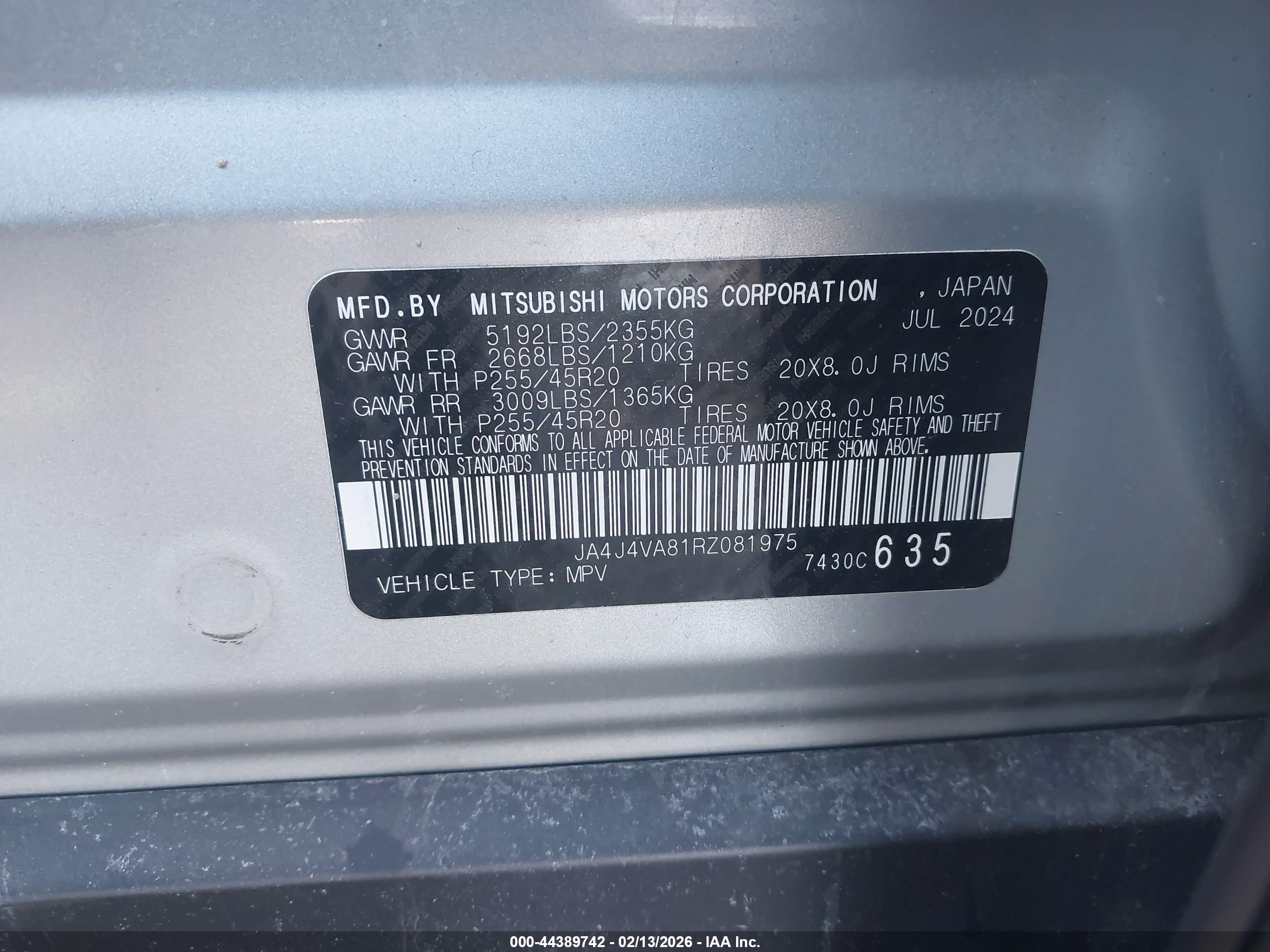 MITSUBISHI OUTLANDER image 9