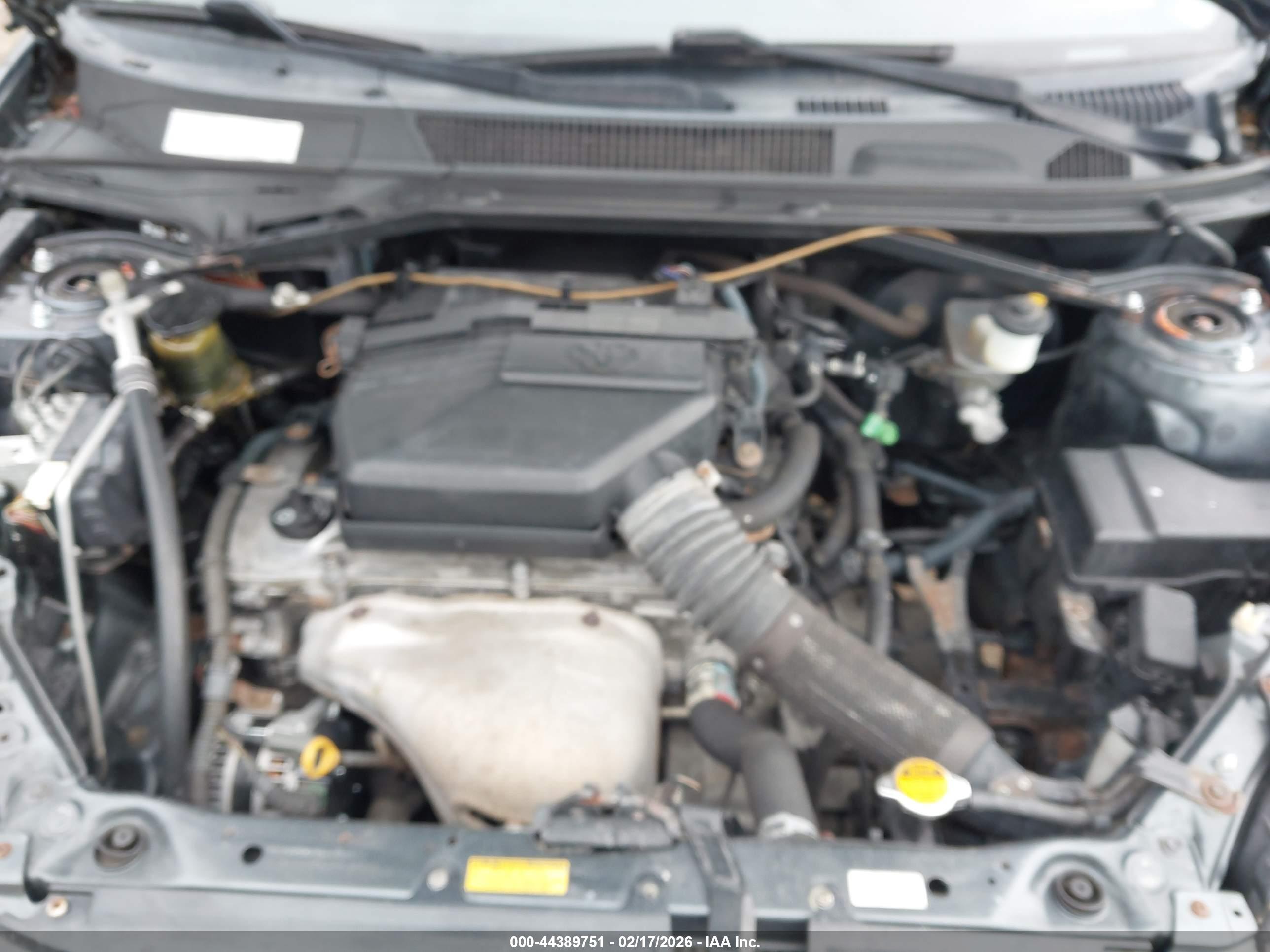 TOYOTA RAV4 image 10
