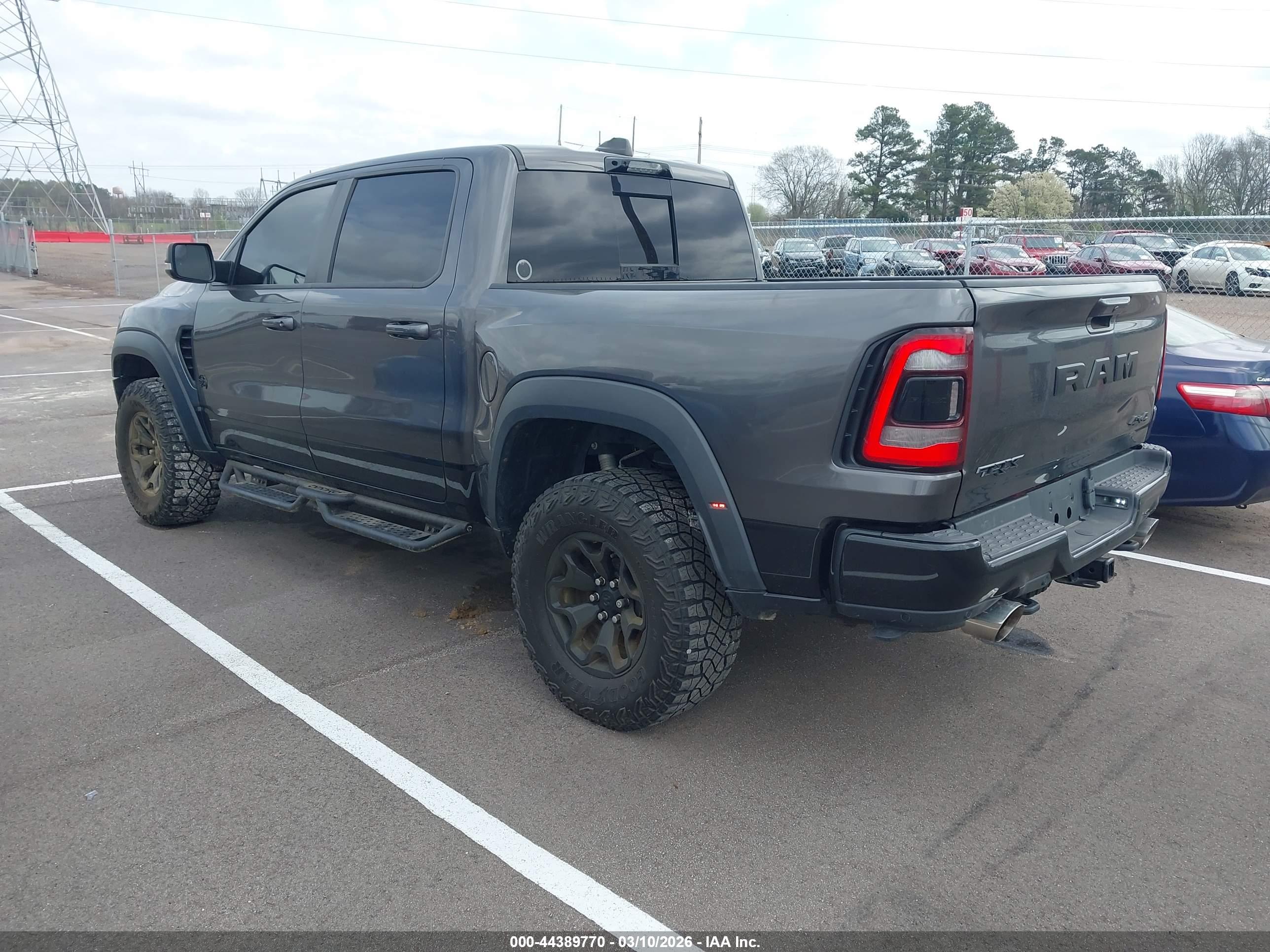 RAM 1500 image 3