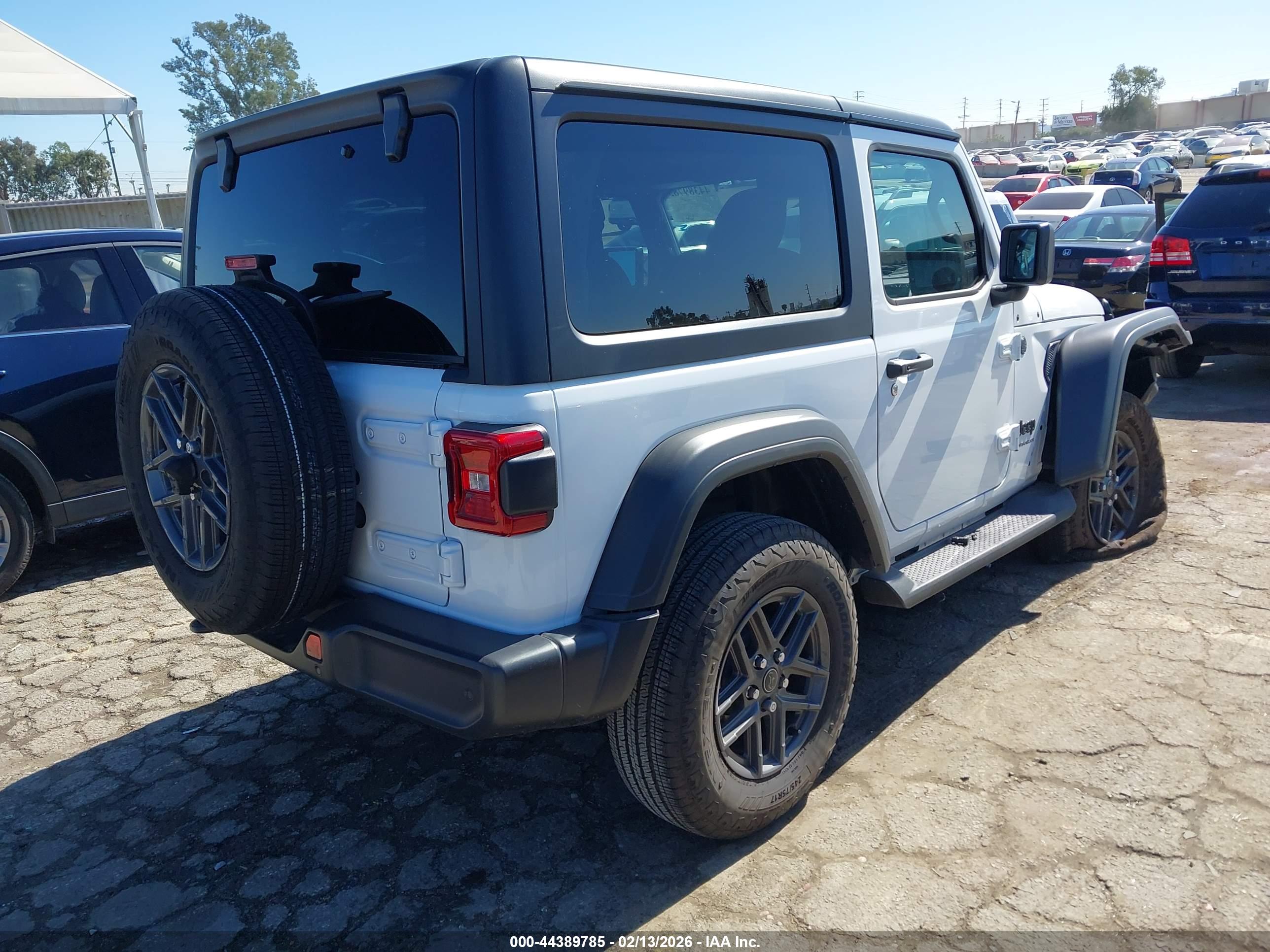 JEEP WRANGLER image 4