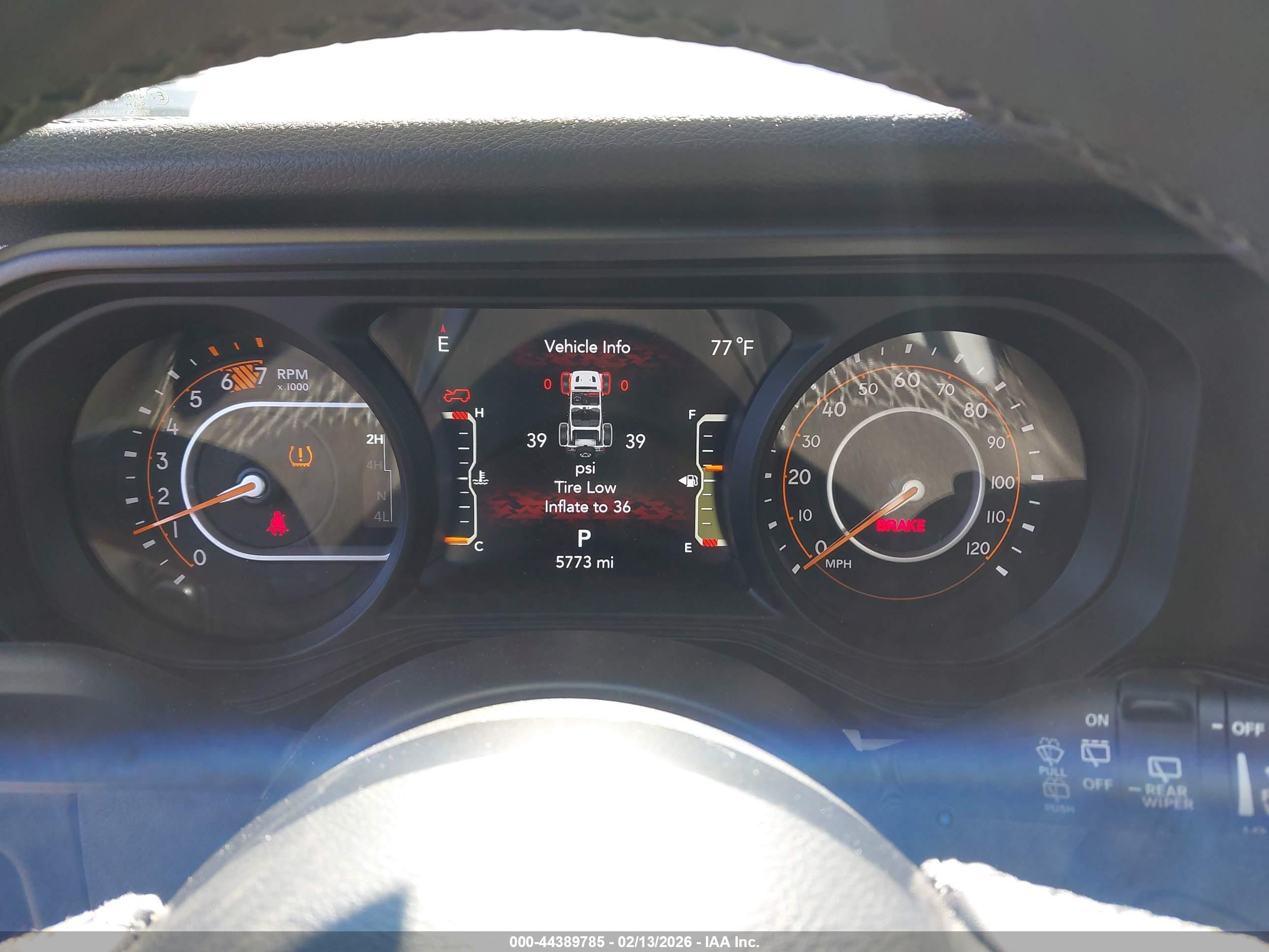 JEEP WRANGLER image 7