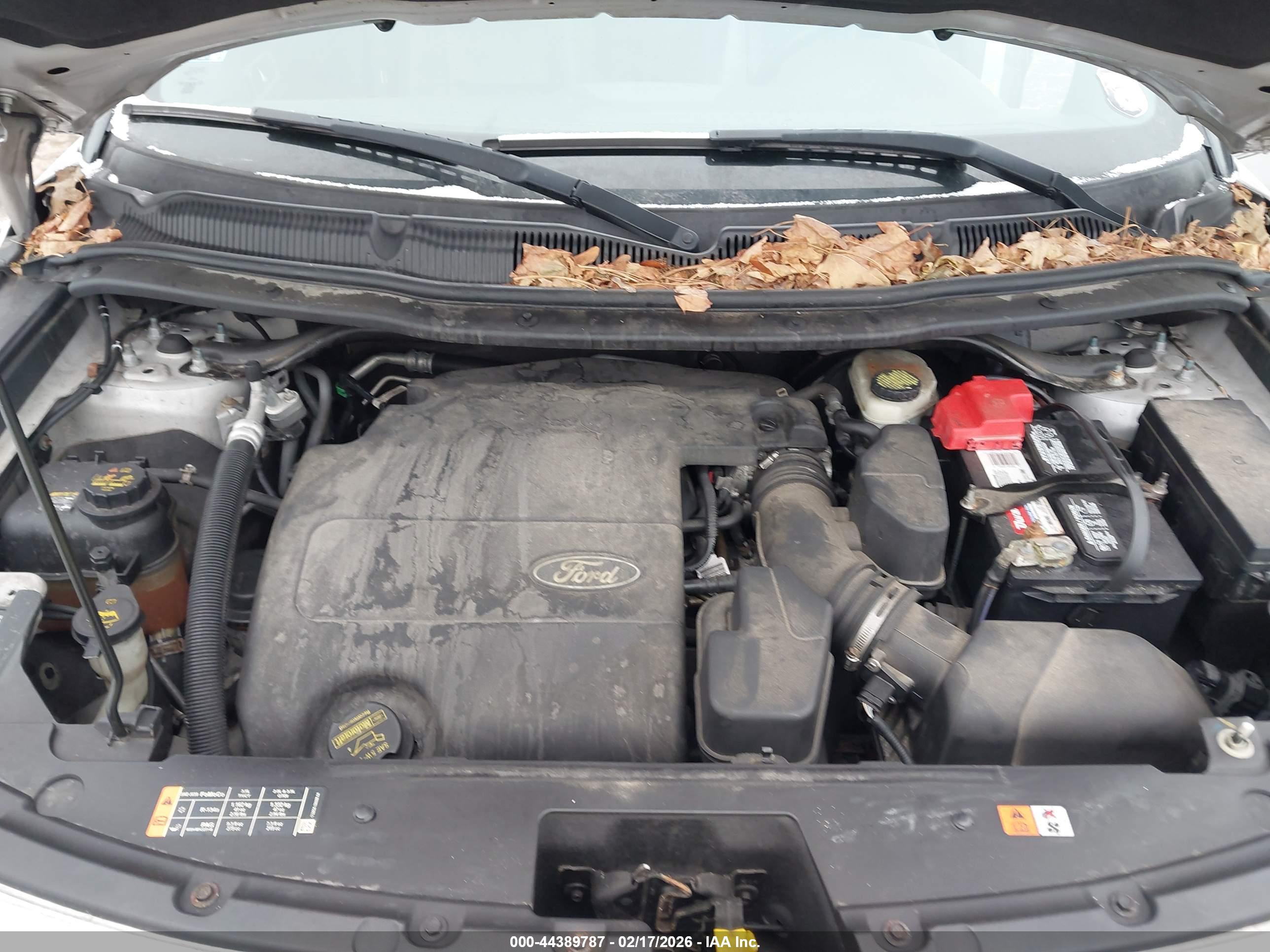 FORD EXPLORER image 10