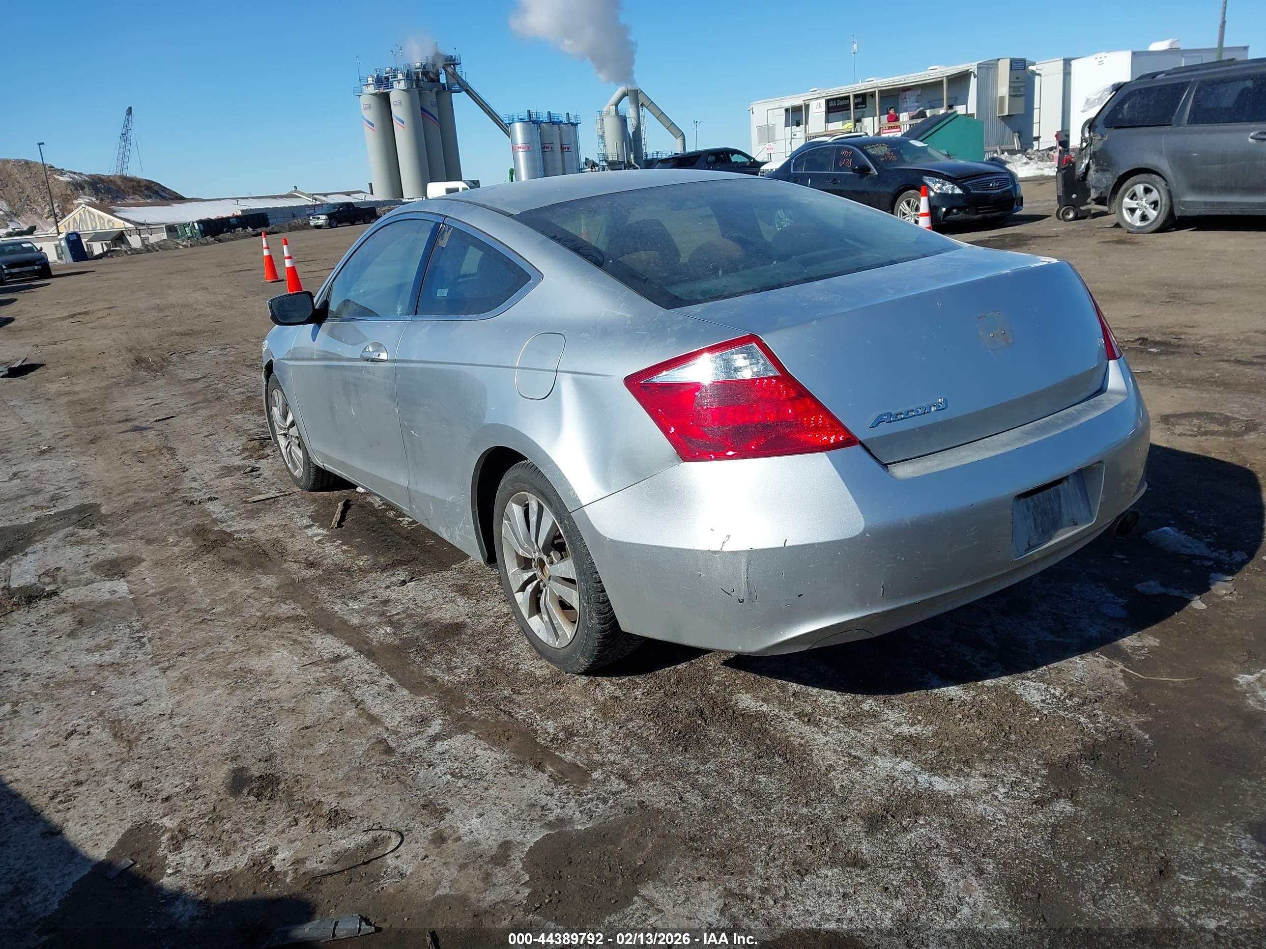 HONDA ACCORD image 3
