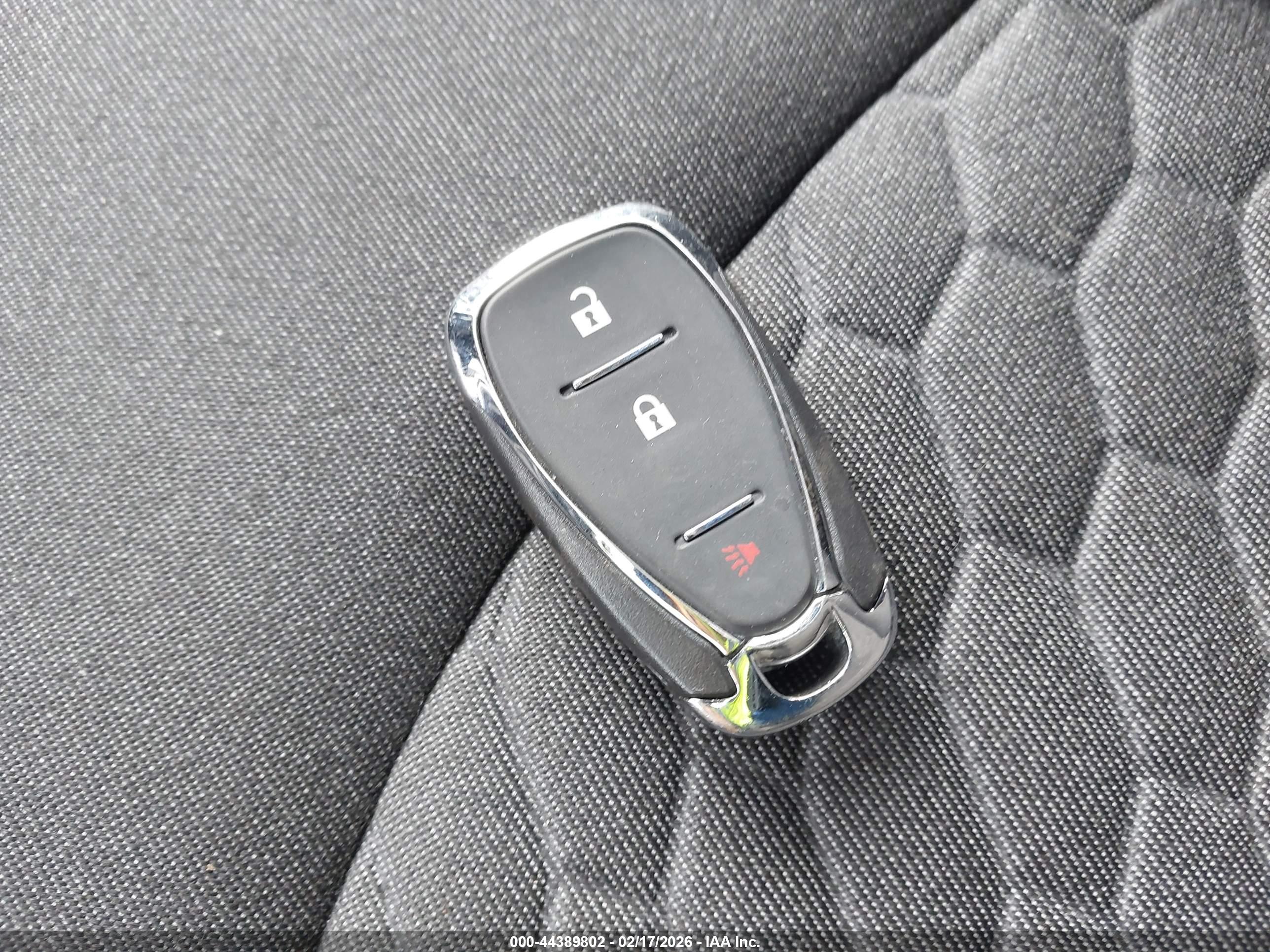 CHEVROLET EQUINOX image 11