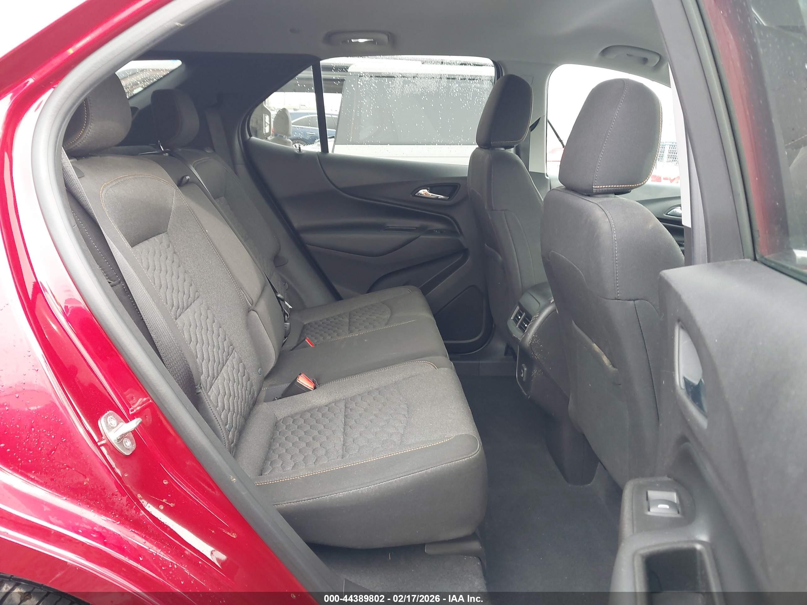 CHEVROLET EQUINOX image 8