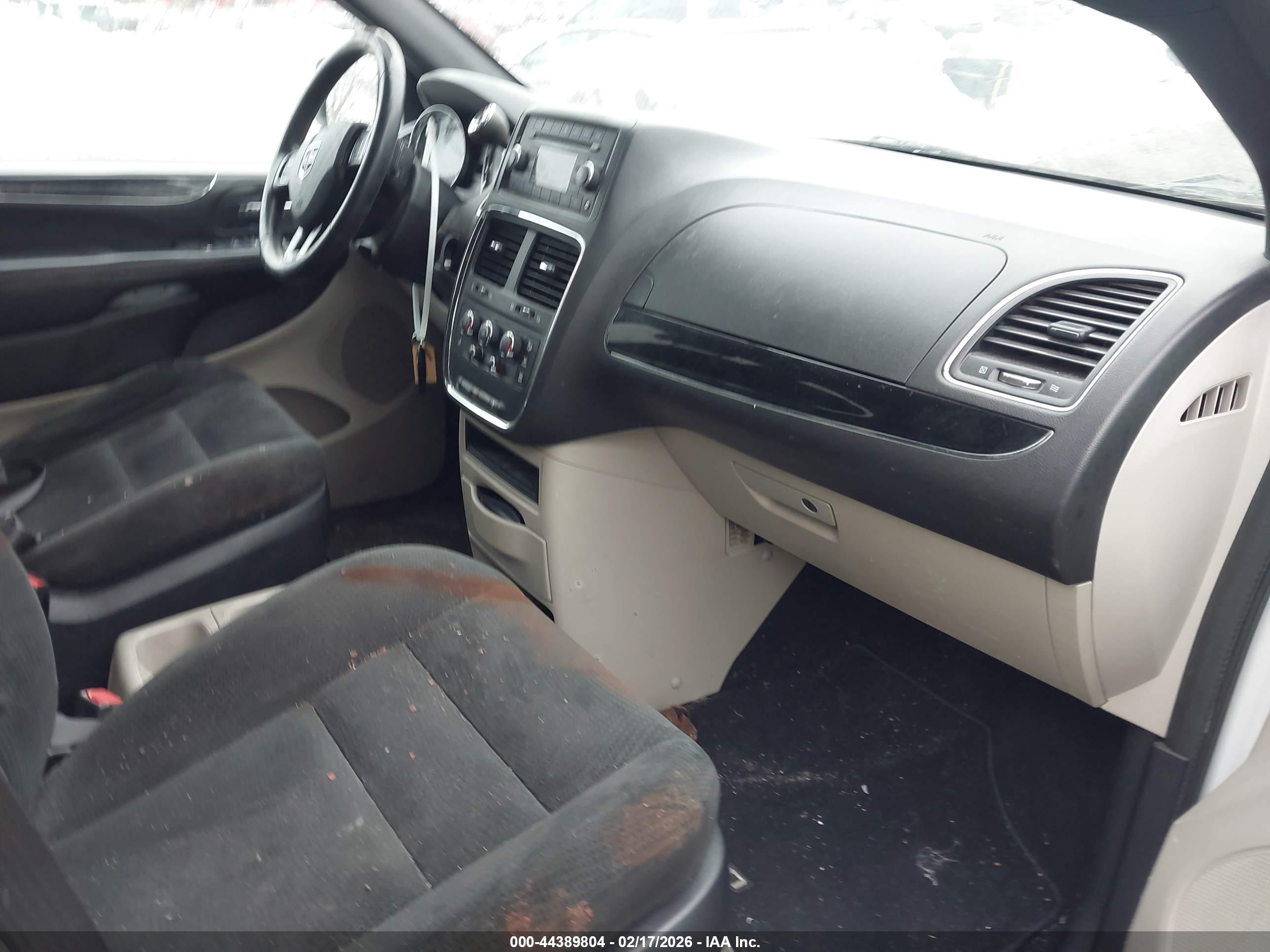 DODGE GRAND image 5