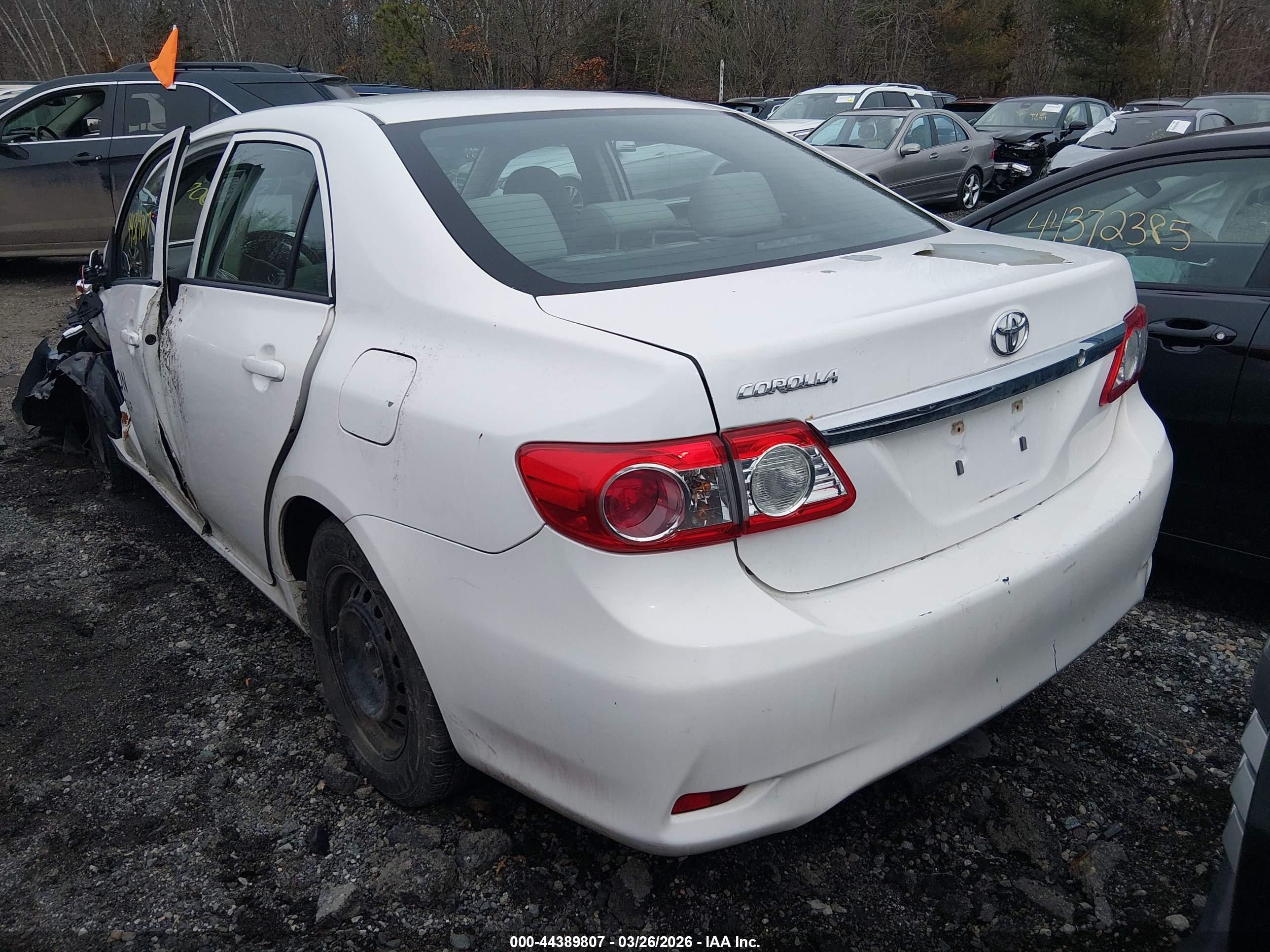 TOYOTA COROLLA image 3