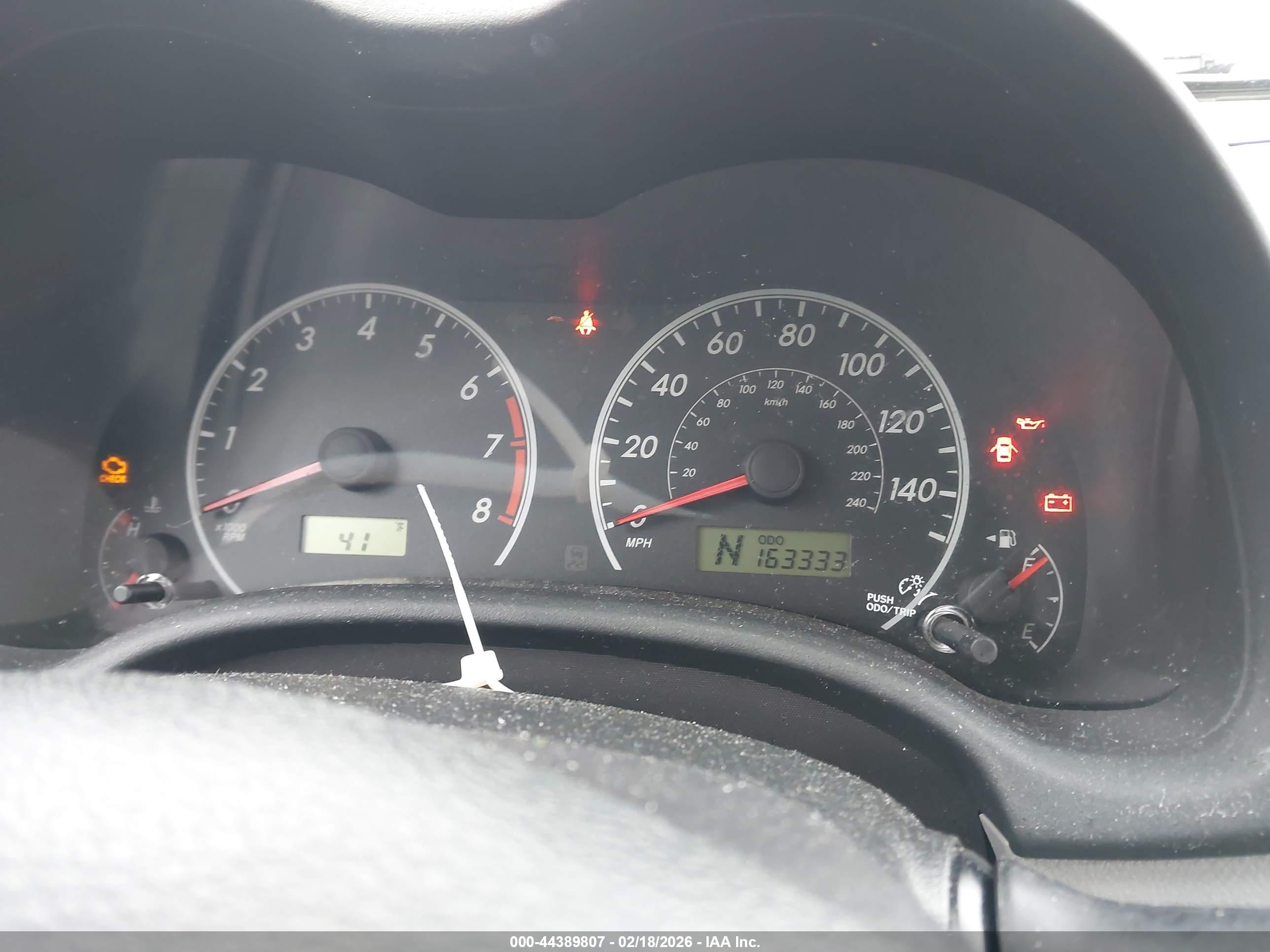 TOYOTA COROLLA image 7