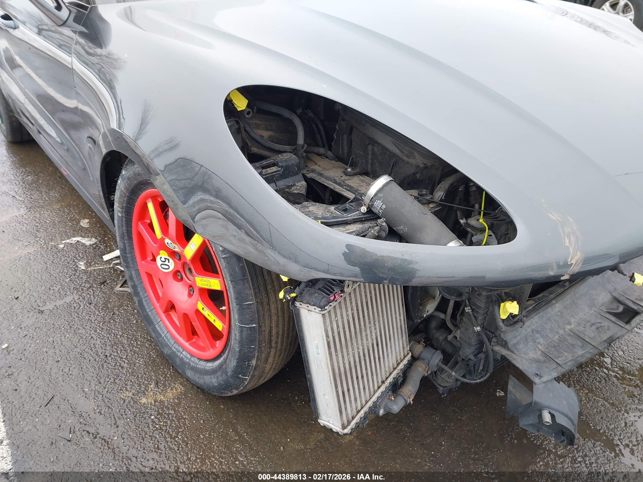 PORSCHE MACAN image 6