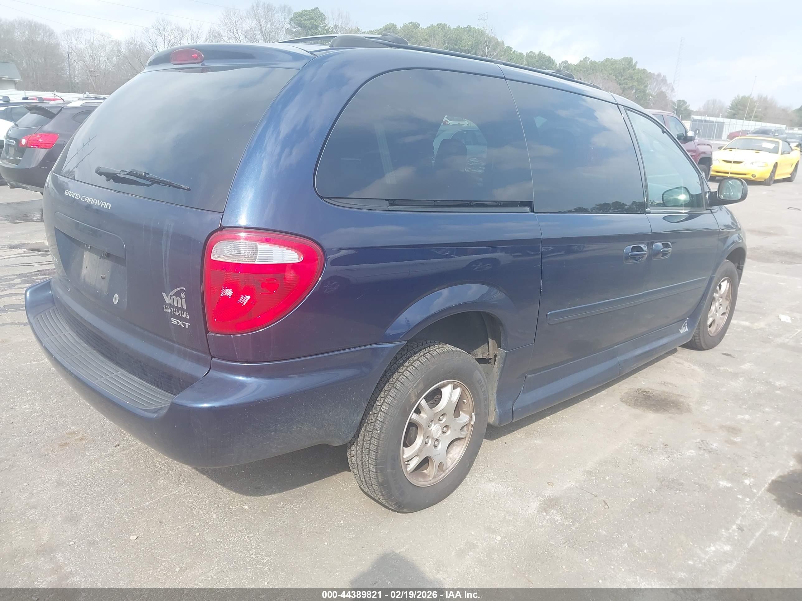 DODGE GRAND image 4