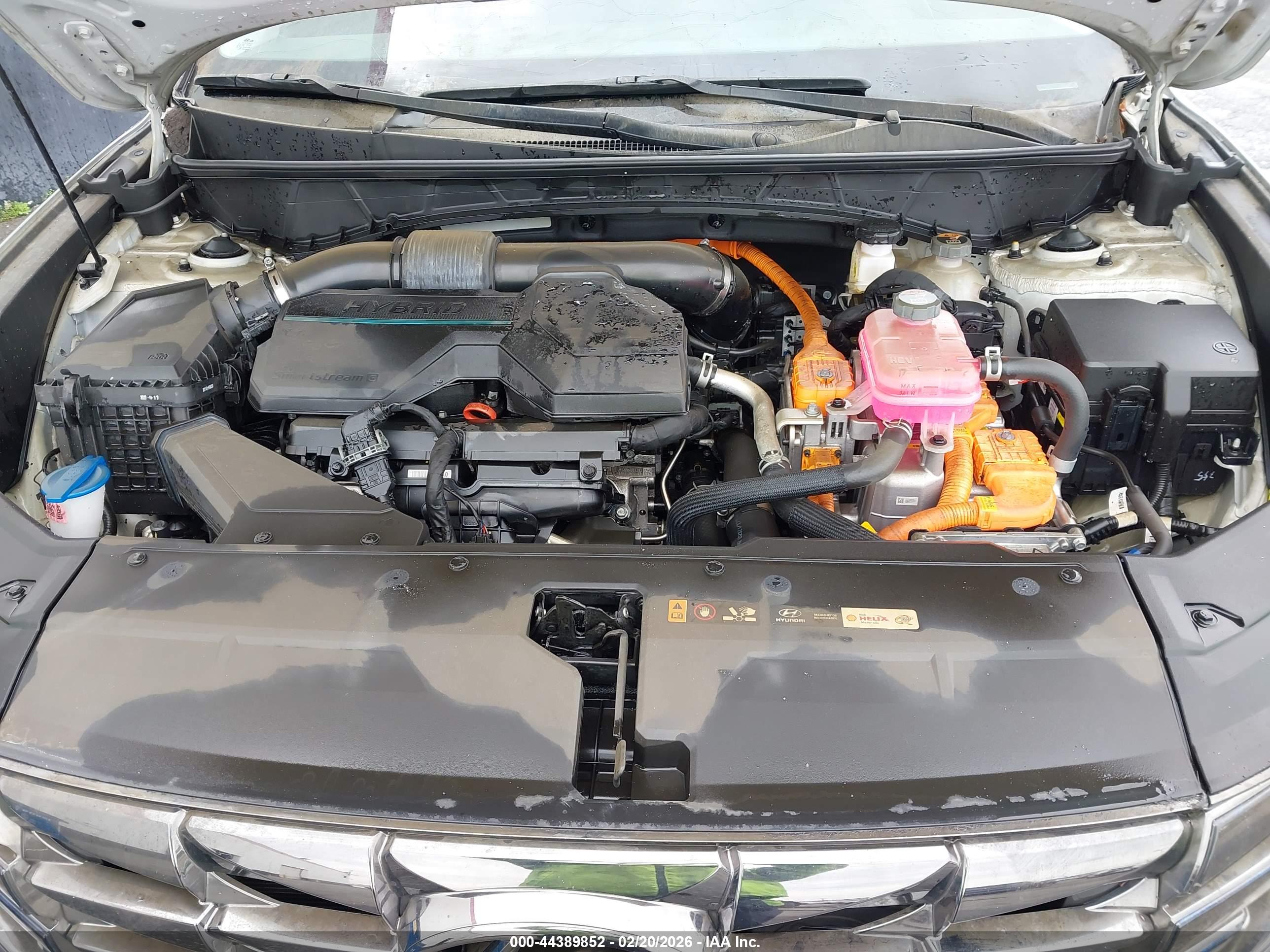 HYUNDAI TUCSON image 10