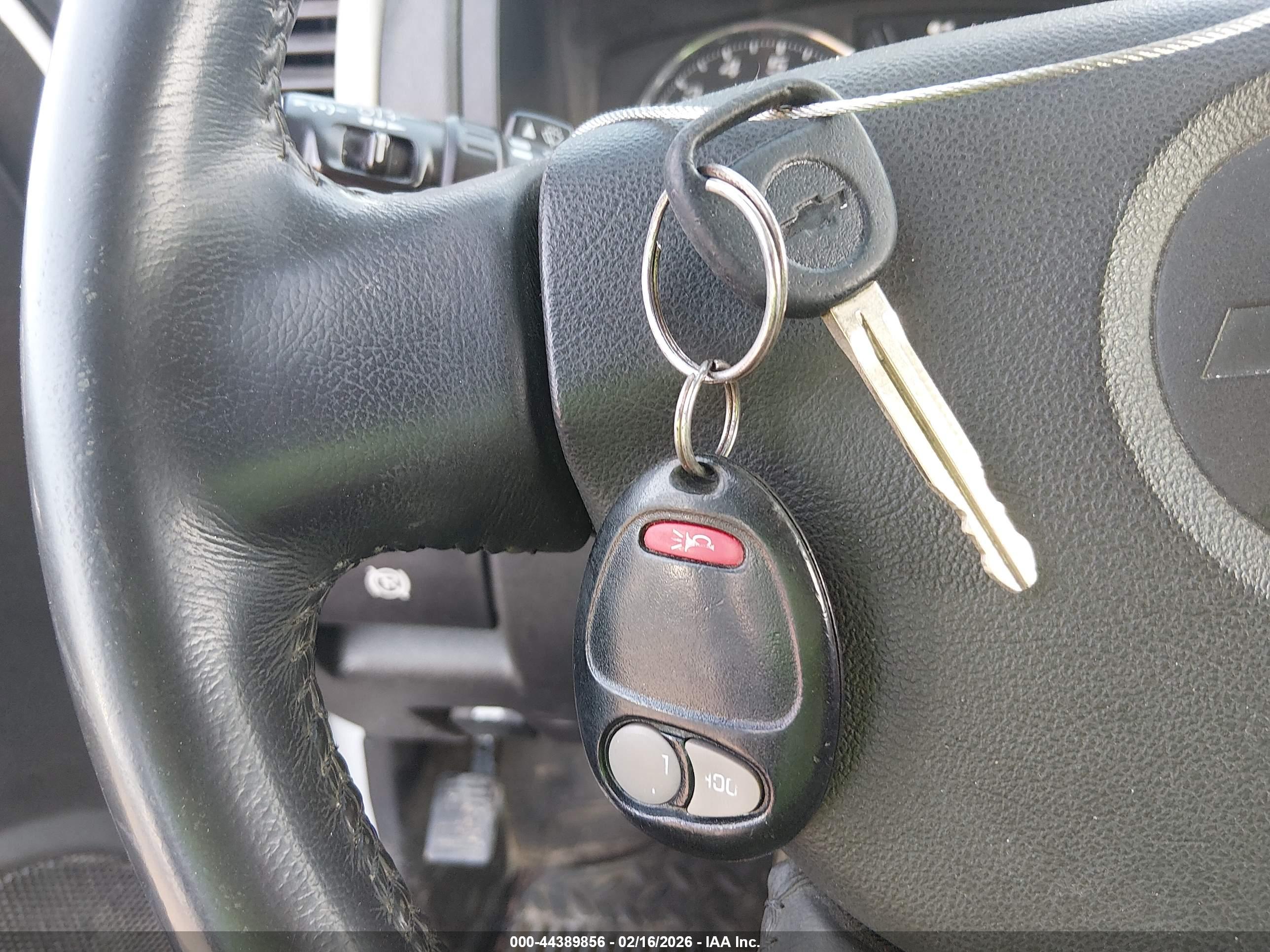 CHEVROLET COLORADO image 11