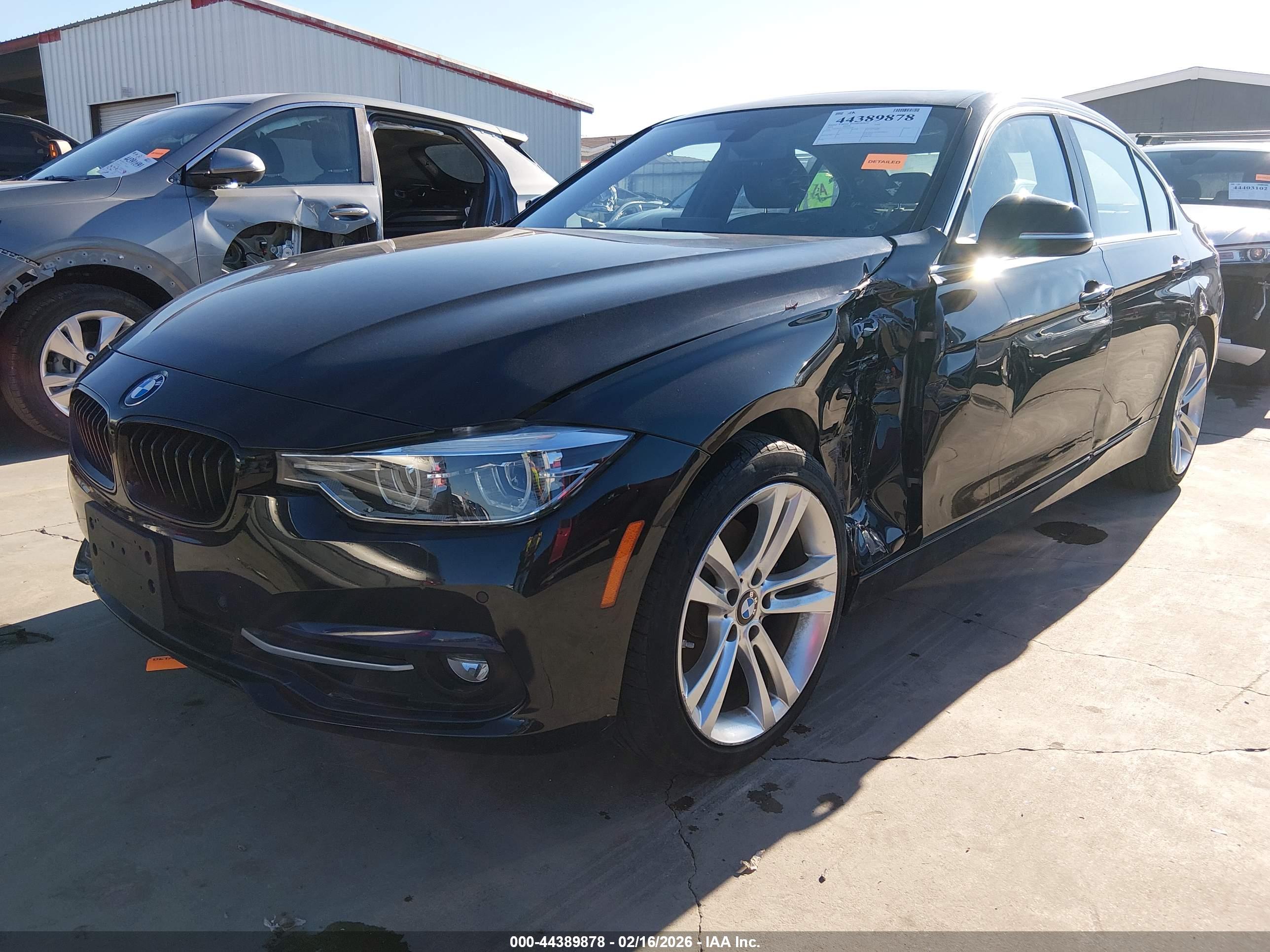 BMW 330I image 2