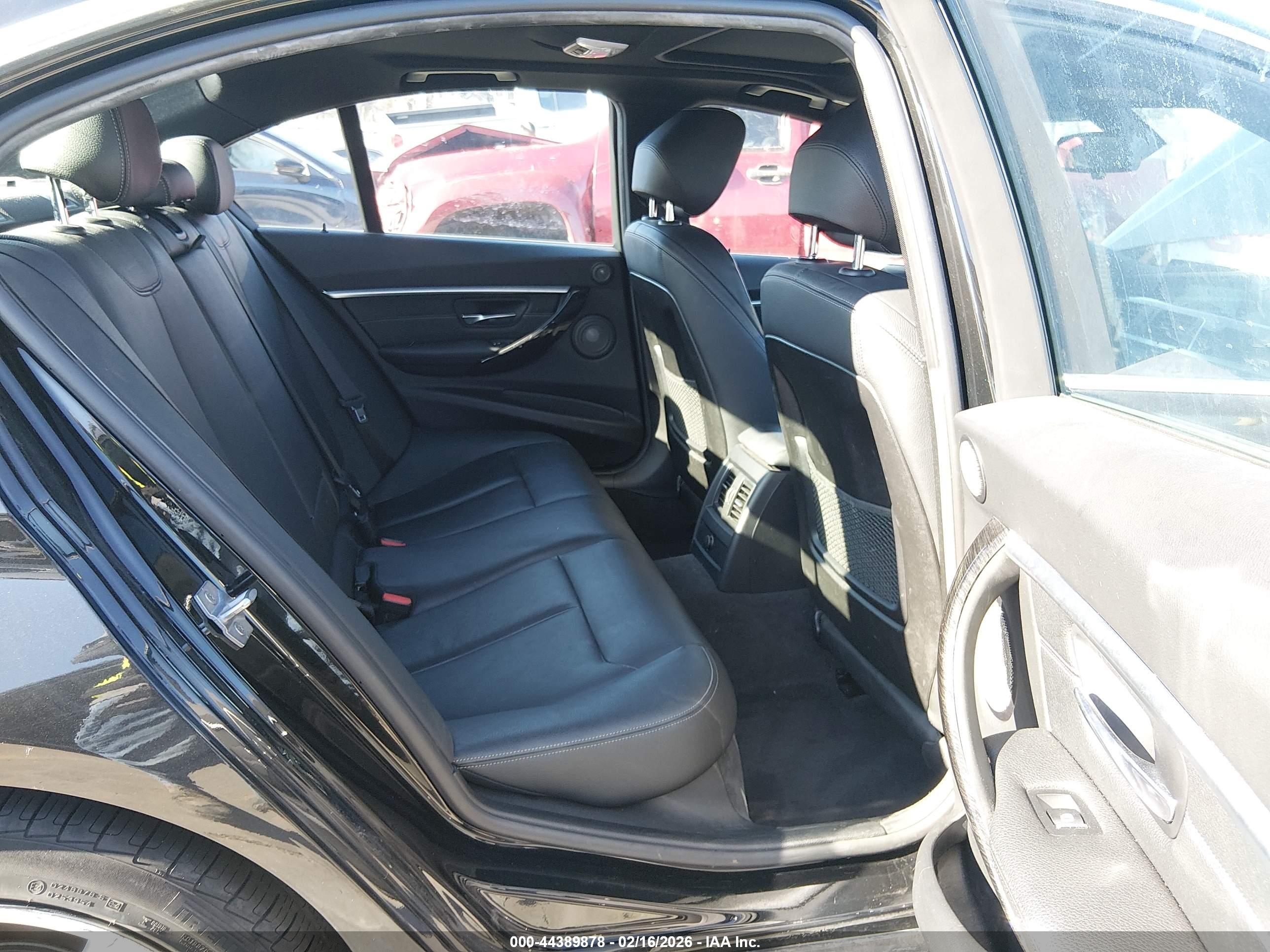 BMW 330I image 8