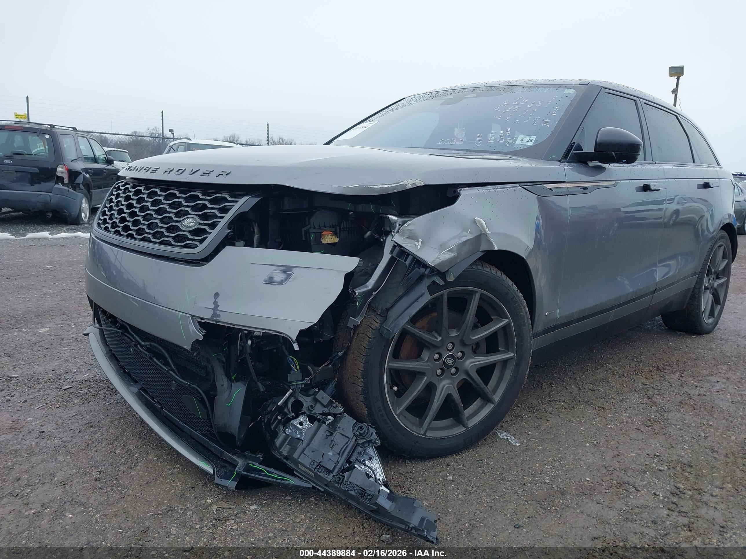 LAND ROVER image 6
