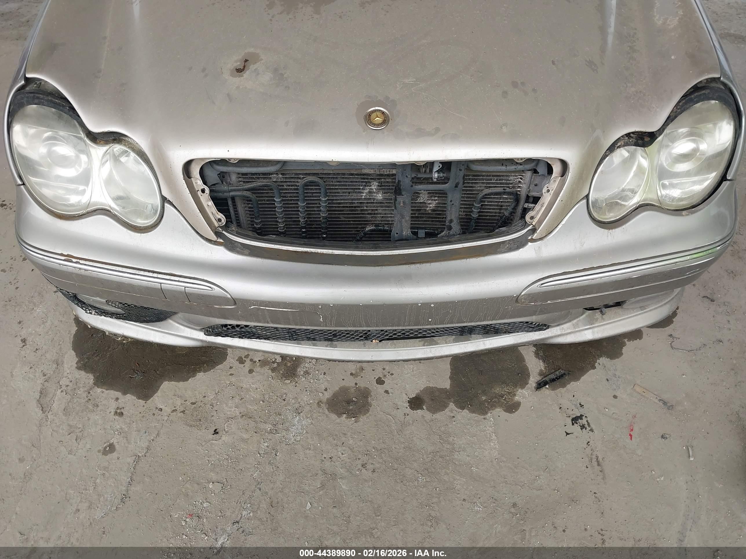 MERCEDES-BENZ C image 6