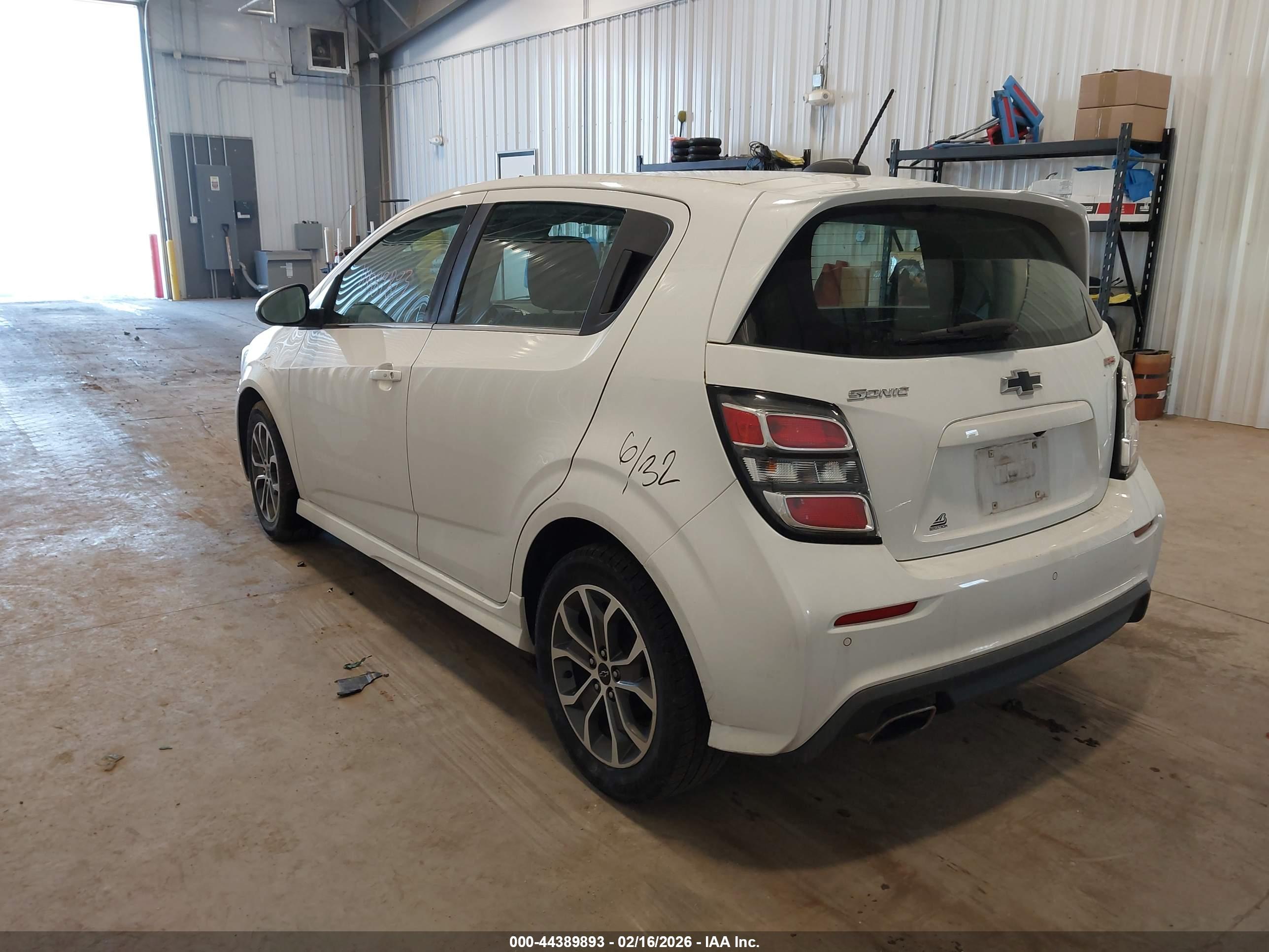 CHEVROLET SONIC image 3