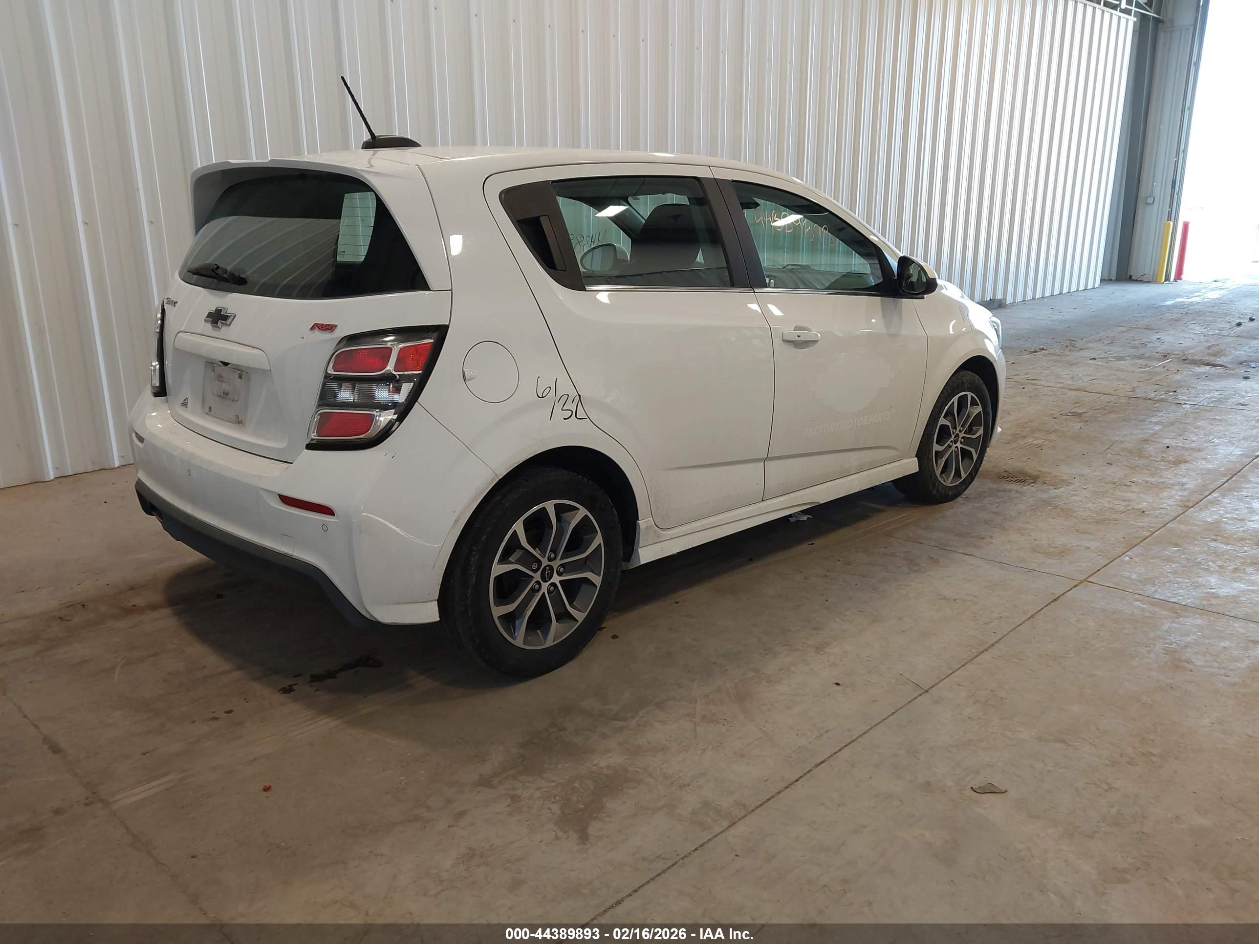 CHEVROLET SONIC image 4