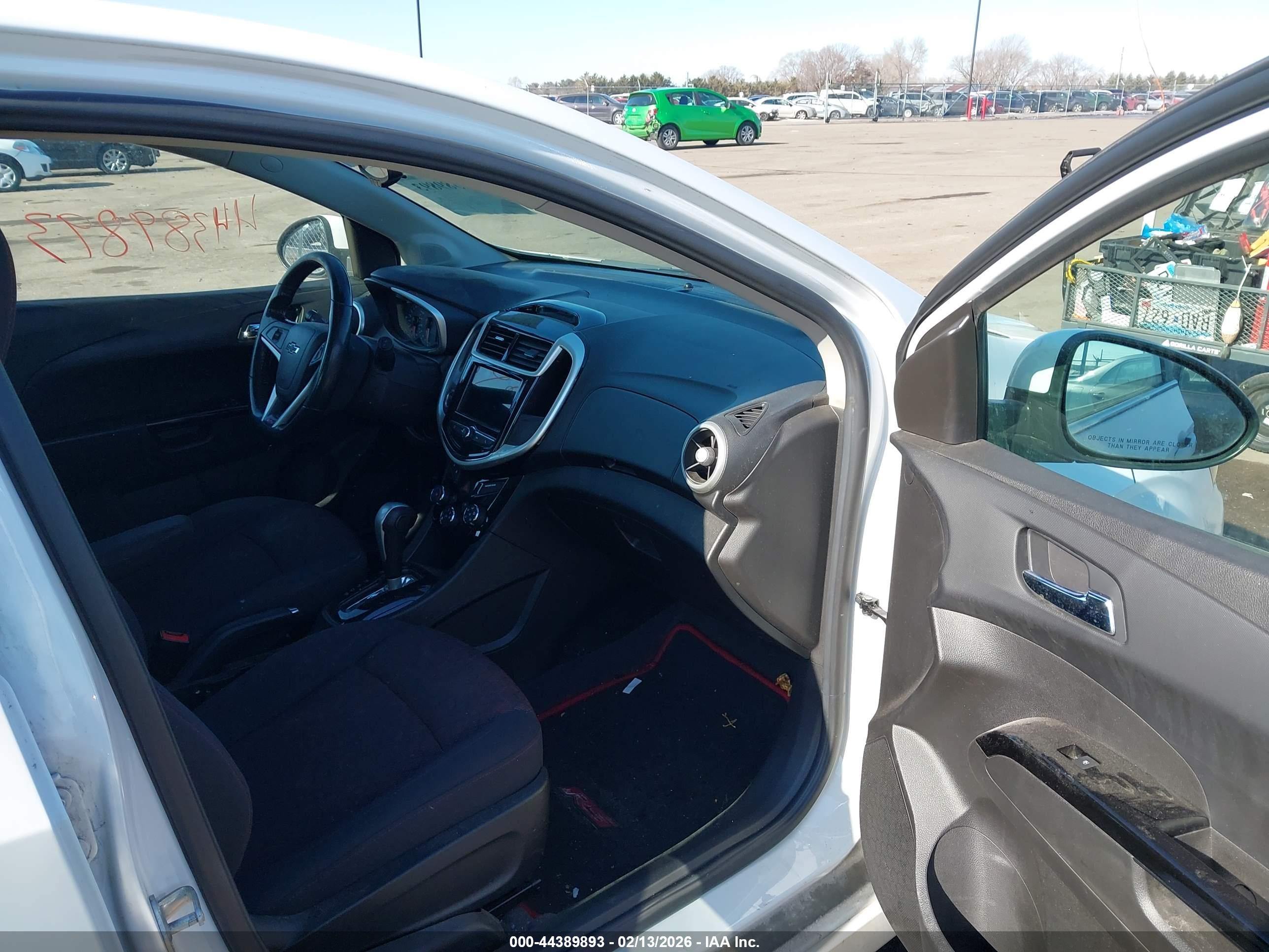 CHEVROLET SONIC image 5