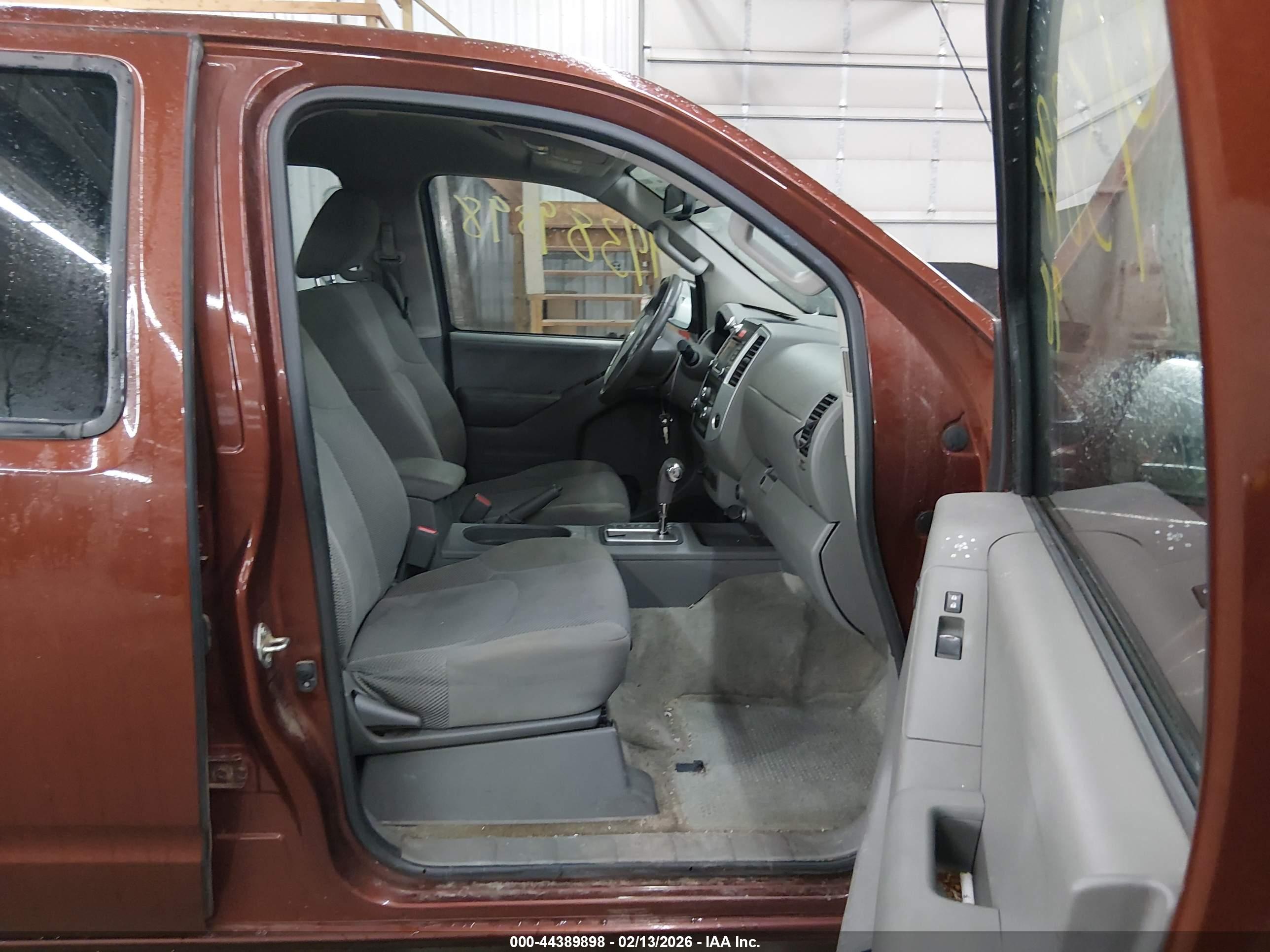 NISSAN FRONTIER image 5
