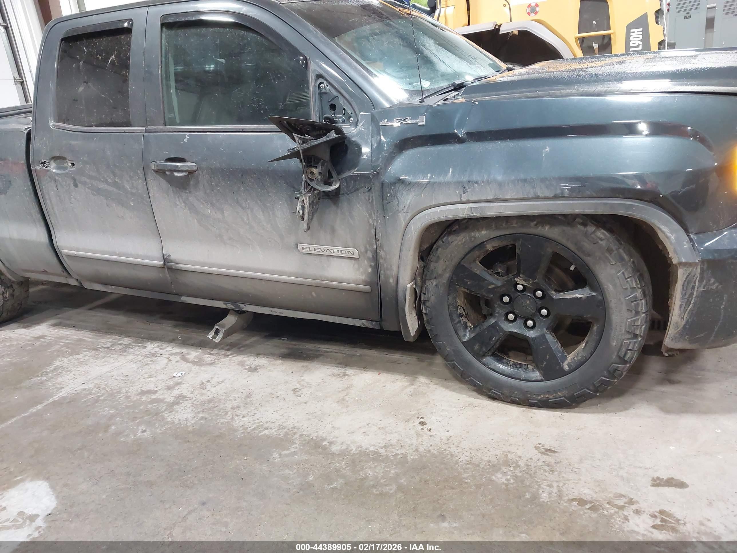 GMC SIERRA image 6
